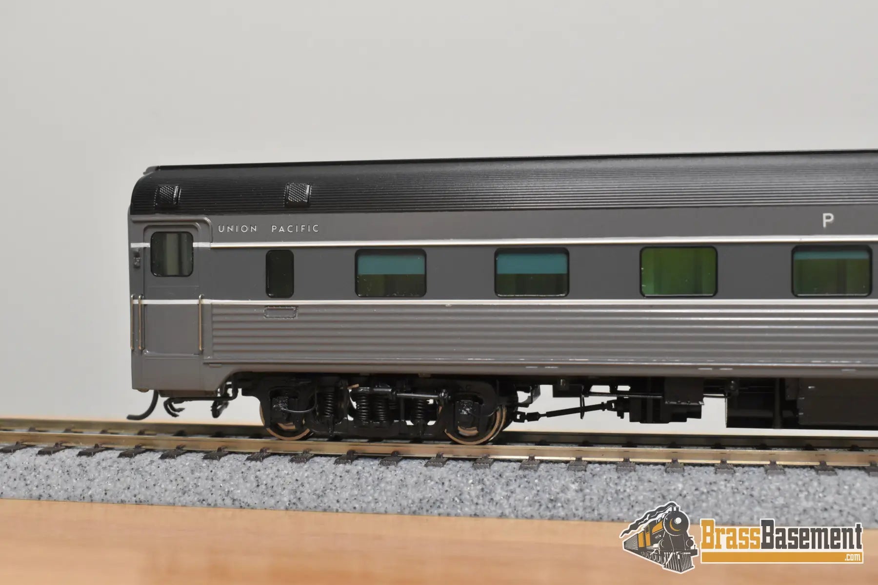 HO Brass - OMI 087040007.4 Union Pacific ‘Pacific Beach’ 10-6 Budd Sleeper - F/P 2-Tone Gray Passenger