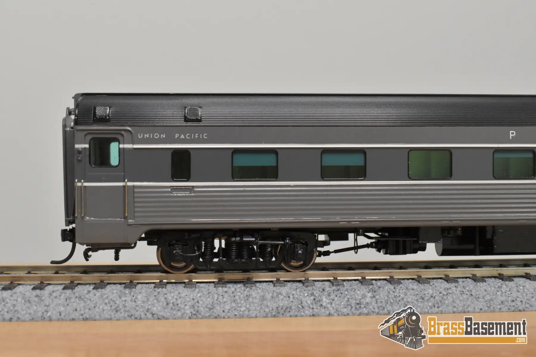 HO Brass - OMI 087040007.4 Union Pacific ‘Pacific Beach’ 10-6 Budd Sleeper - F/P 2-Tone Gray Passenger