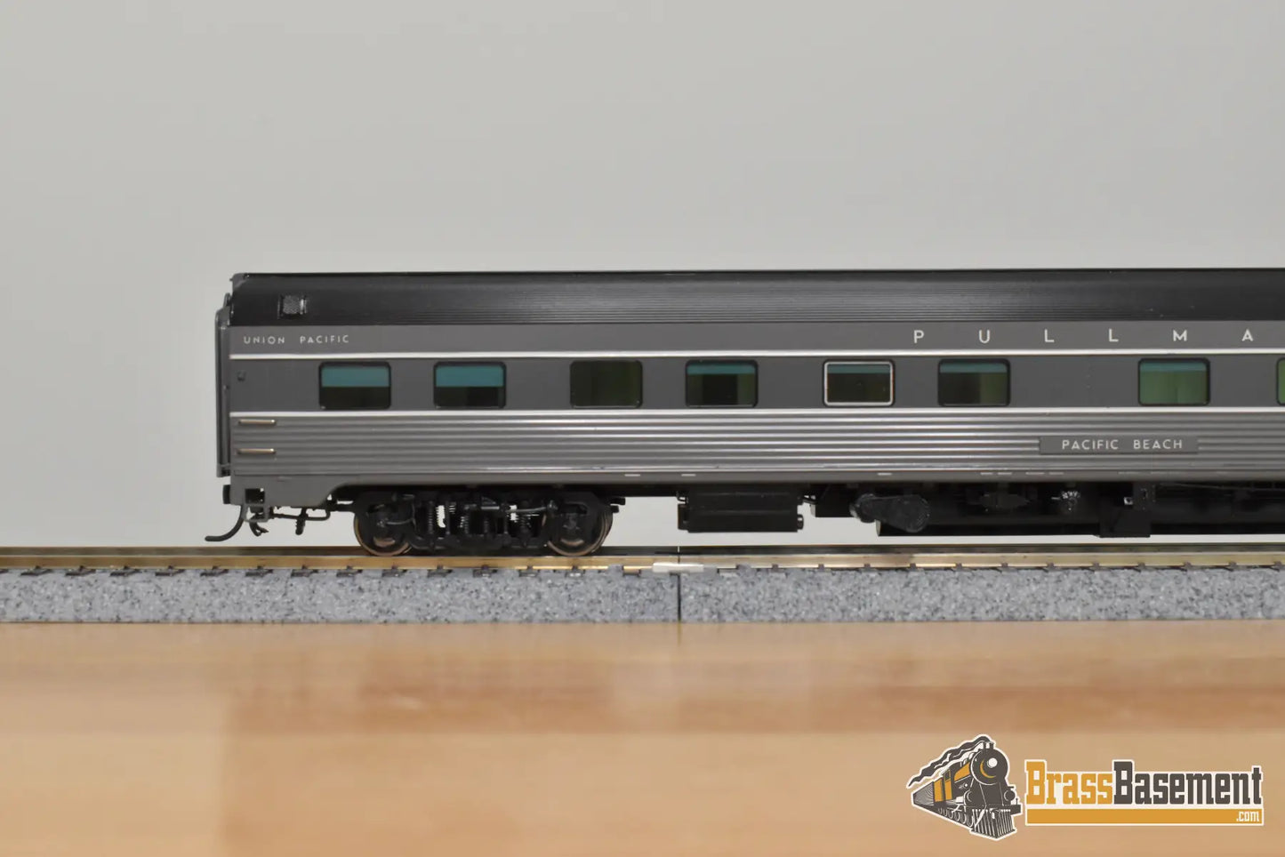 HO Brass - OMI 087040007.4 Union Pacific ‘Pacific Beach’ 10-6 Budd Sleeper - F/P 2-Tone Gray Passenger