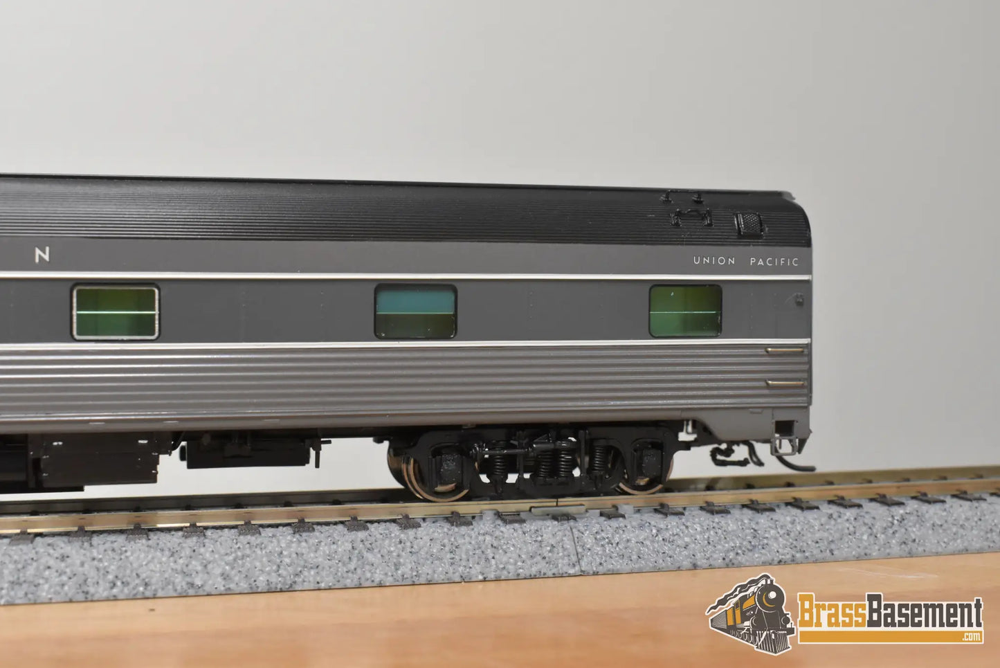 HO Brass - OMI 087040007.4 Union Pacific ‘Pacific Beach’ 10-6 Budd Sleeper - F/P 2-Tone Gray Passenger