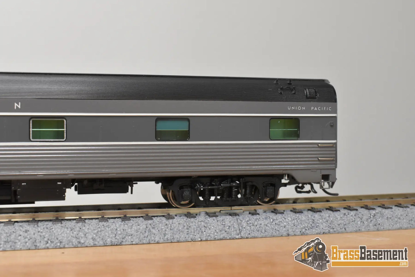HO Brass - OMI 087040007.4 Union Pacific ‘Pacific Beach’ 10-6 Budd Sleeper - F/P 2-Tone Gray Passenger