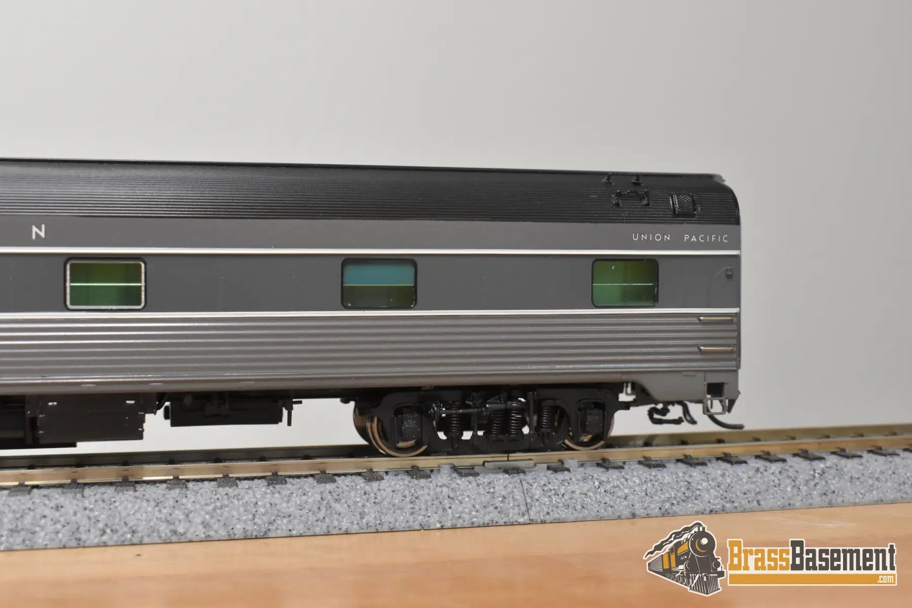 HO Brass - OMI 087040007.4 Union Pacific ‘Pacific Beach’ 10-6 Budd Sleeper - F/P 2-Tone Gray Passenger