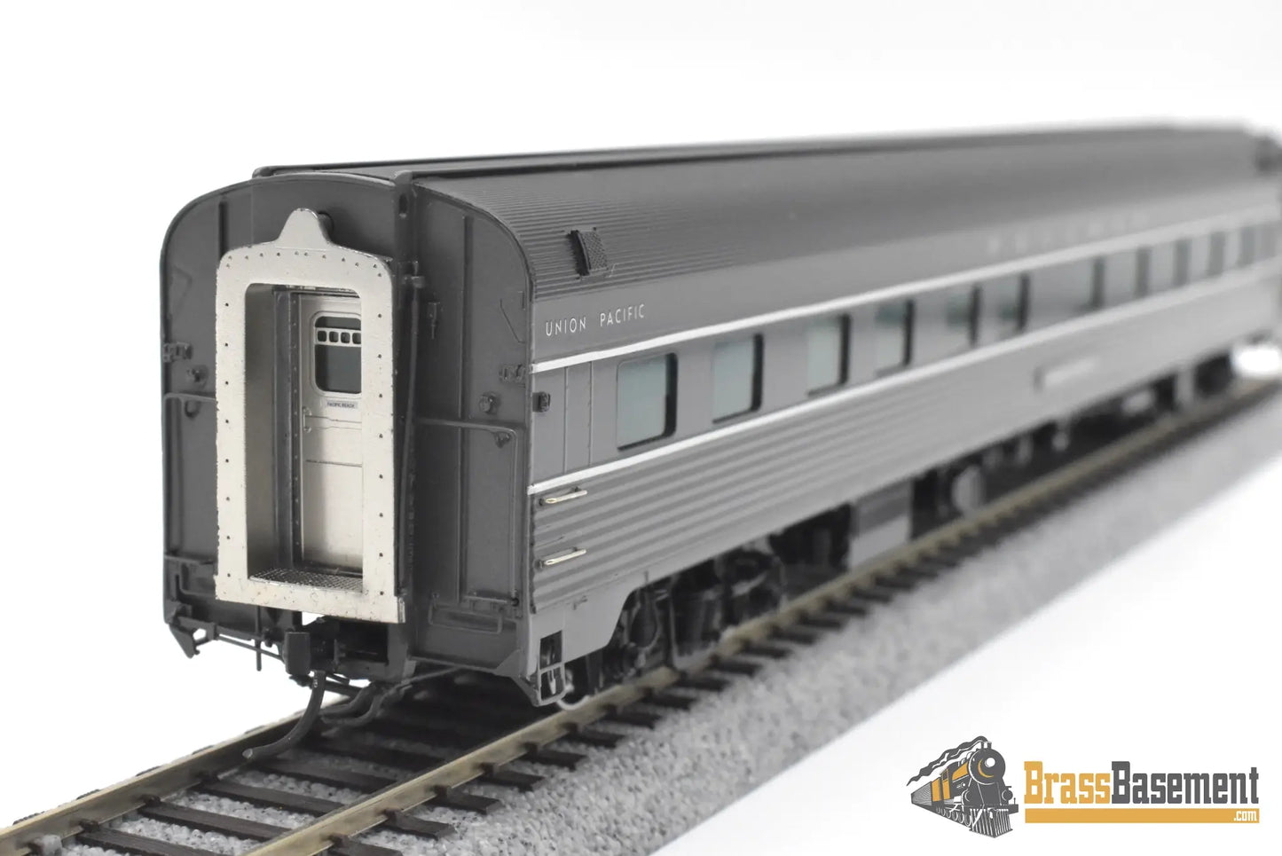 HO Brass - OMI 087040007.4 Union Pacific ‘Pacific Beach’ 10-6 Budd Sleeper - F/P 2-Tone Gray Passenger