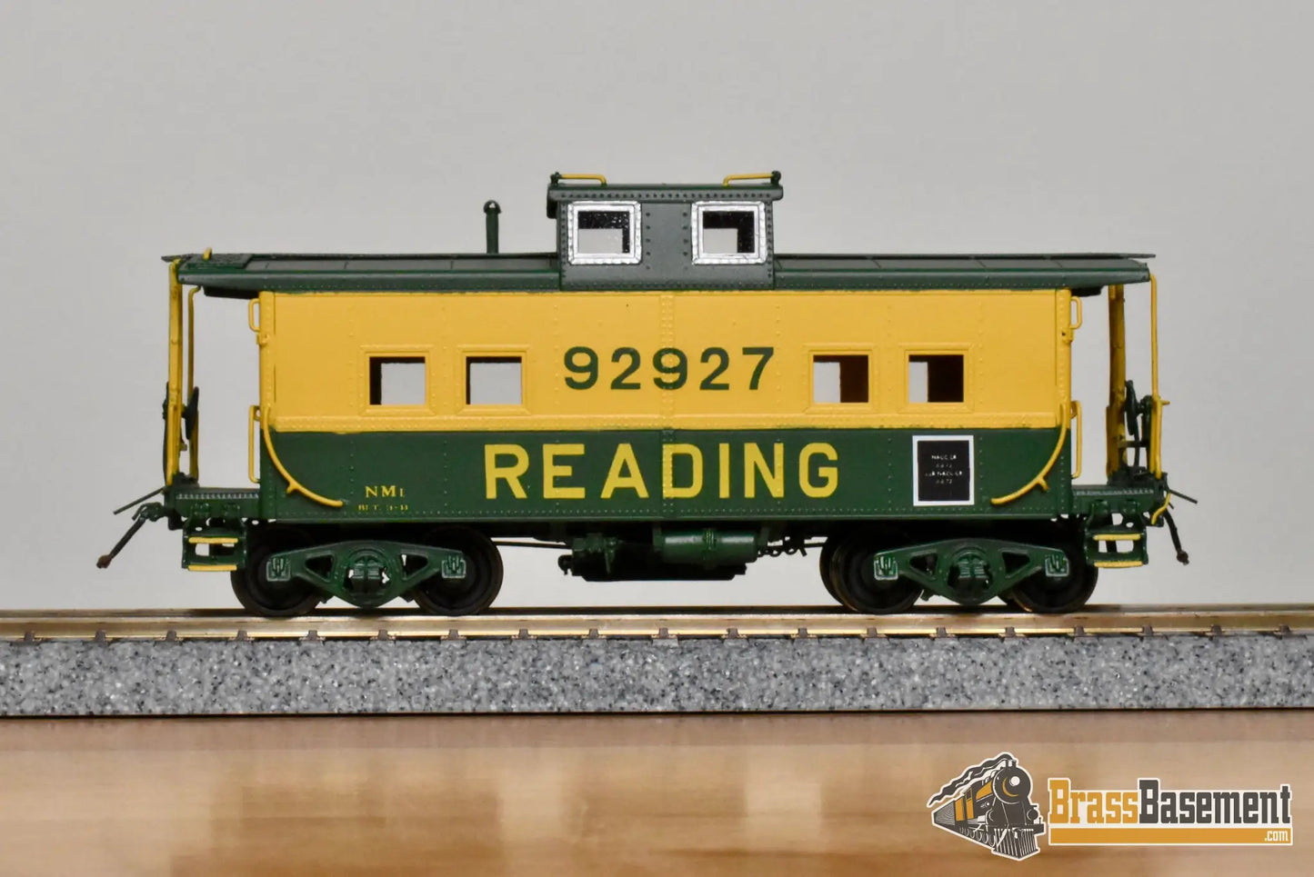 HO Brass - OMI 1248.2 Reading ’NMi’ Steel Caboose #92927 - CPOMI Green Yellow - Caboose