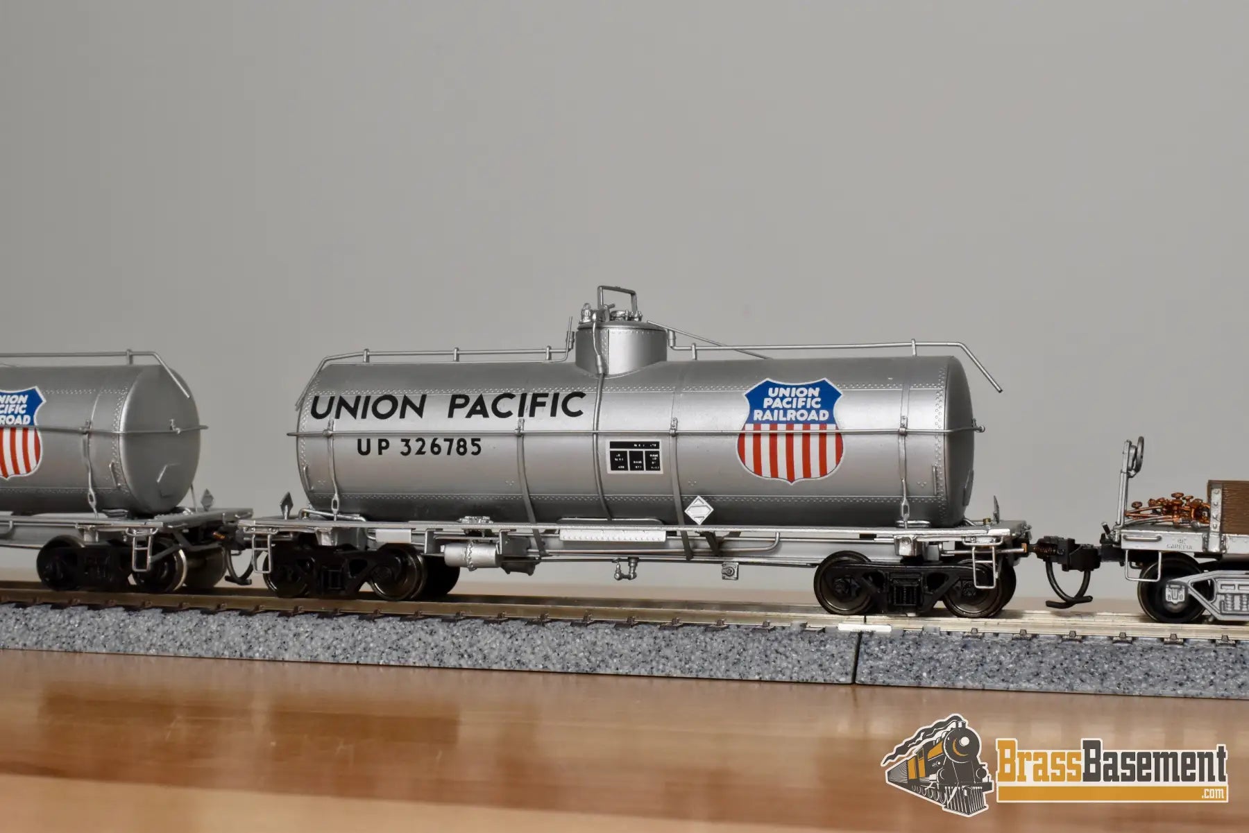 HO Brass - OMI 1304 Union Pacific UP Weed Sprayer #903128 w/ Tank Cars - C/P Freight