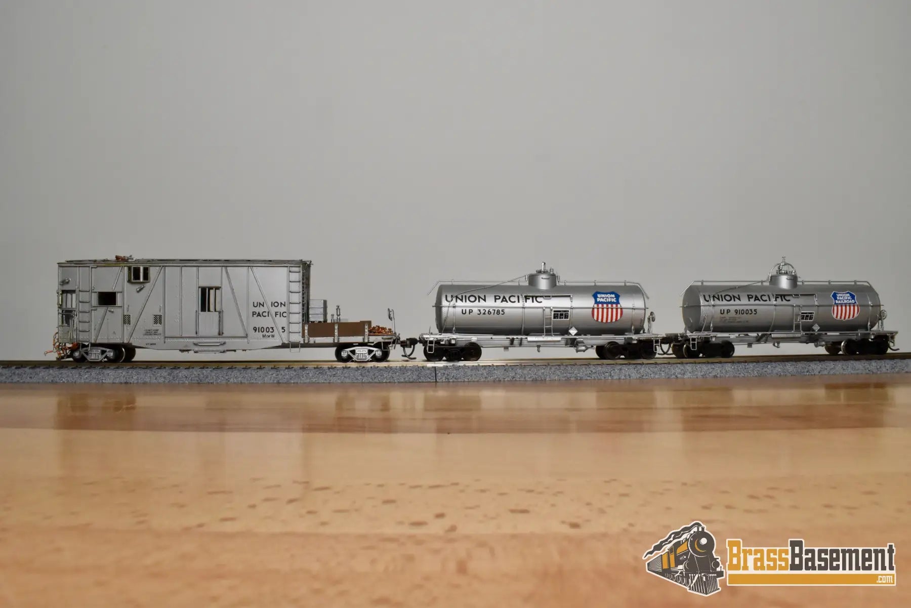 HO Brass - OMI 1304 Union Pacific UP Weed Sprayer #903128 w/ Tank Cars - C/P Freight