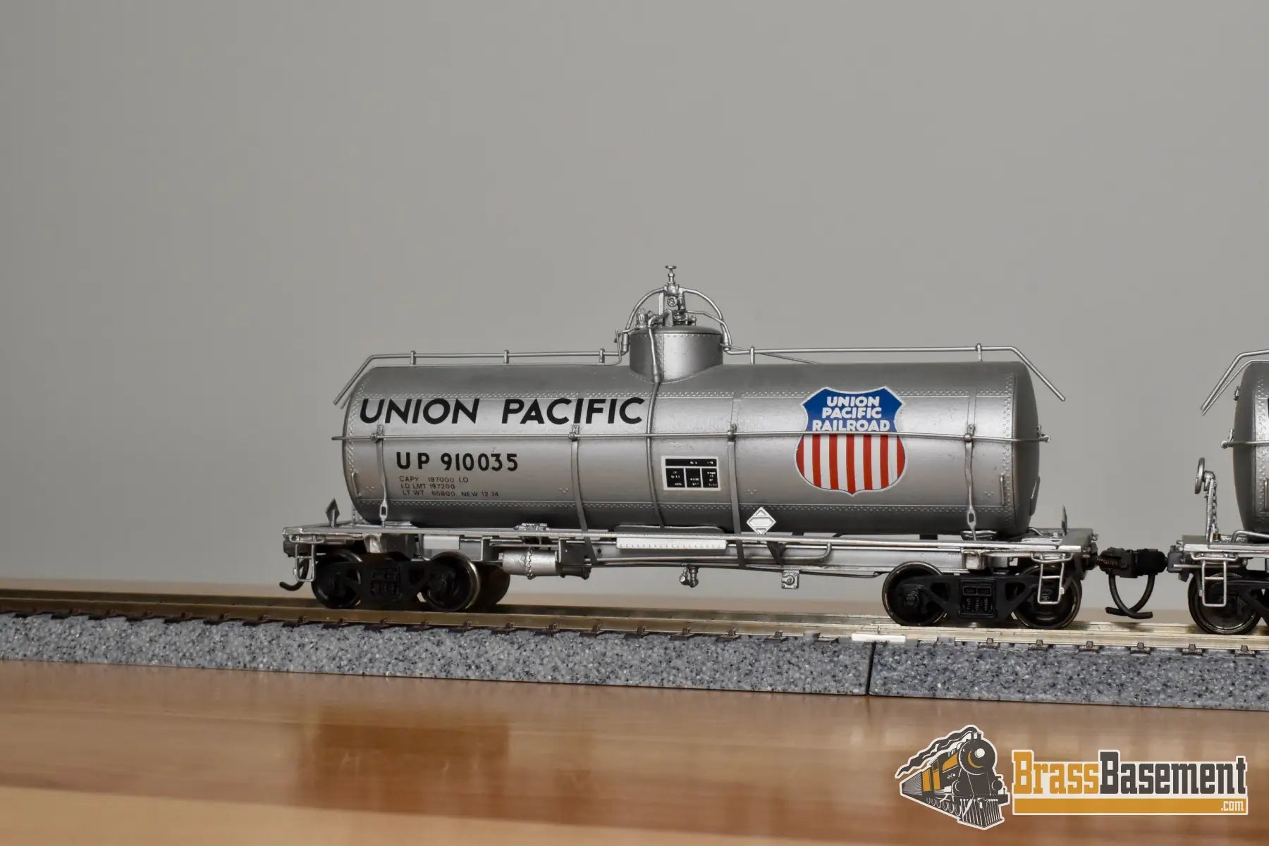 HO Brass - OMI 1304 Union Pacific UP Weed Sprayer #903128 w/ Tank Cars - C/P Freight