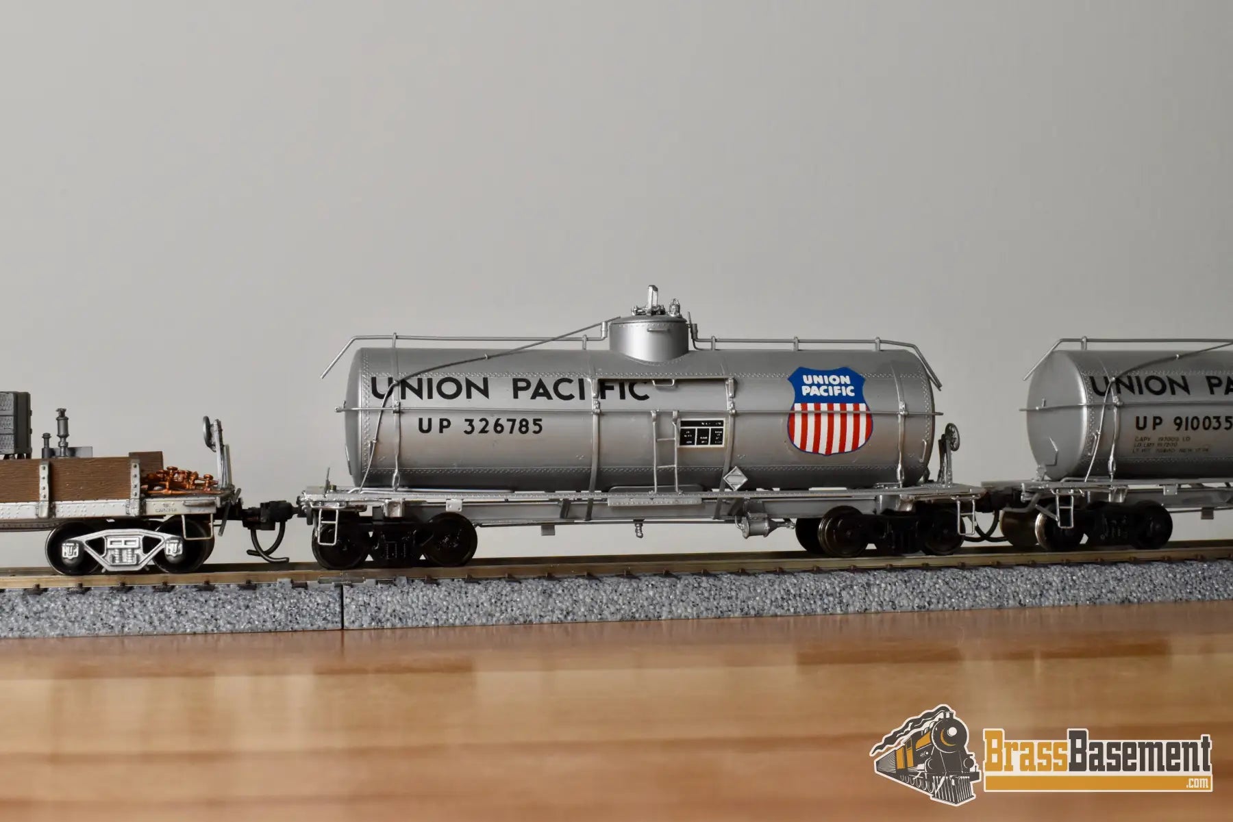 HO Brass - OMI 1304 Union Pacific UP Weed Sprayer #903128 w/ Tank Cars - C/P Freight