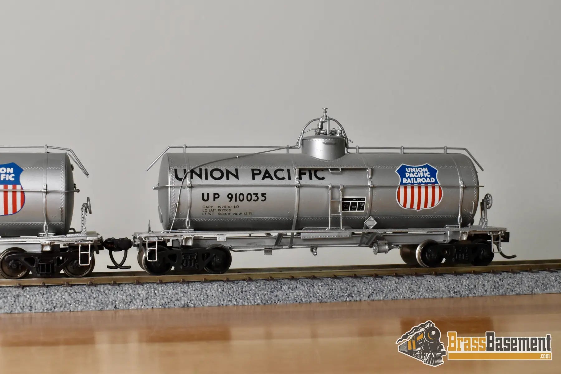 HO Brass - OMI 1304 Union Pacific UP Weed Sprayer #903128 w/ Tank Cars - C/P Freight