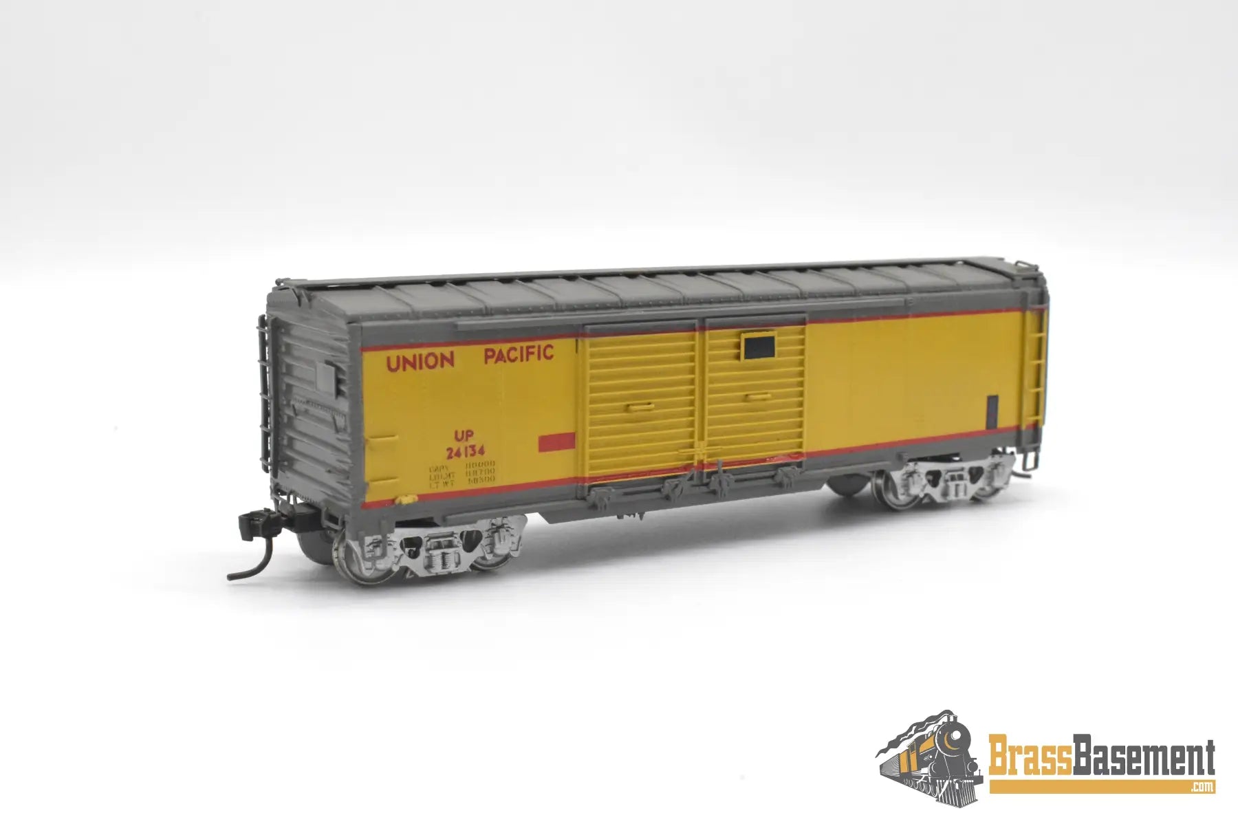 HO Brass - OMI 1338 Union Pacific UP B-50-25 Express Boxcar #24134 - C/P Late Appearance Passenger
