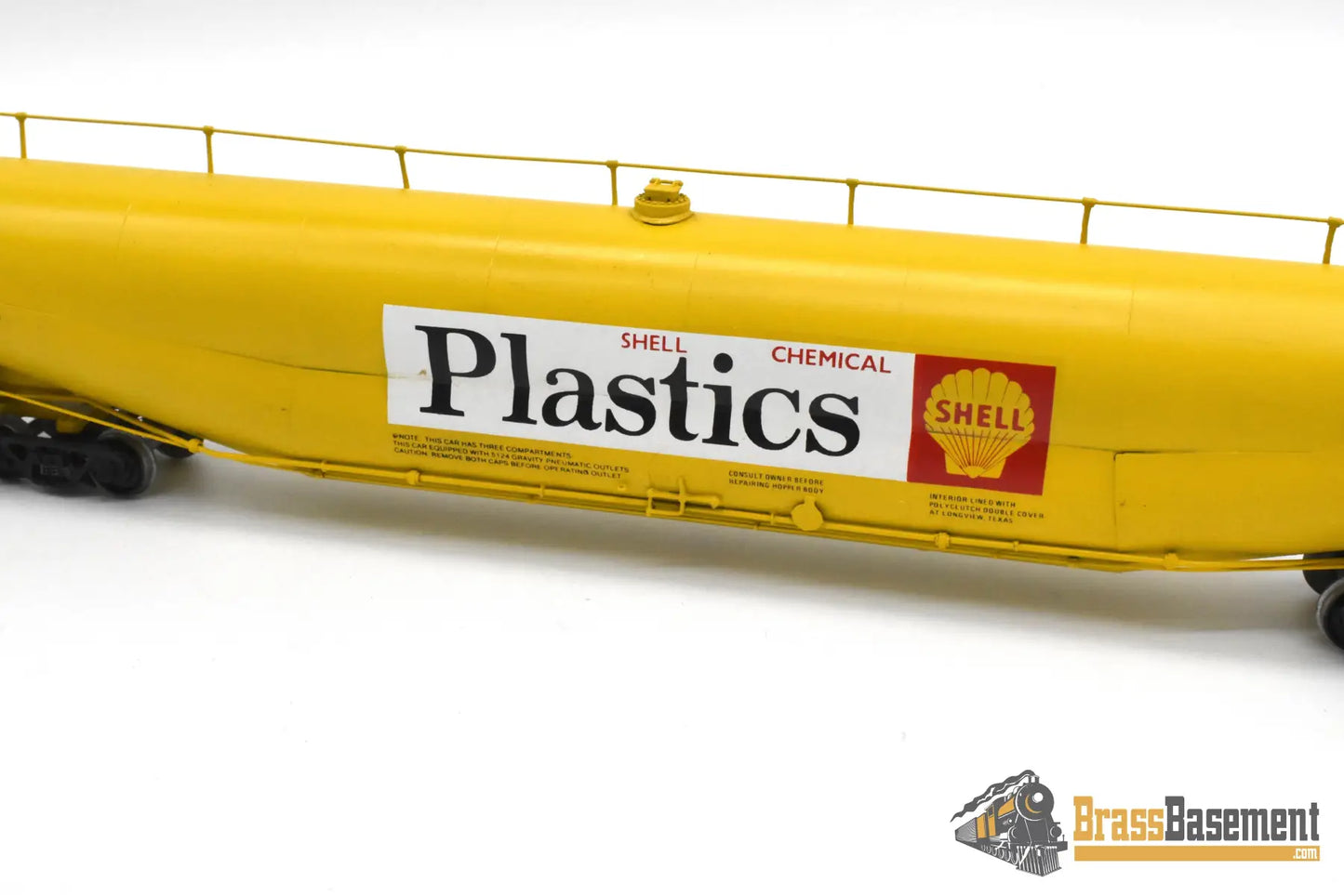 HO Brass – OMI 1352 UTLX Union Tank Car 89’ Jumbo Tank Car – Shell Plastics – Yellow Freight