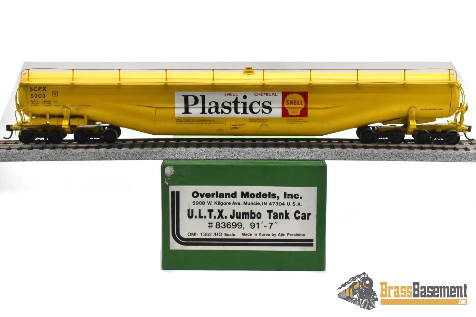 HO Brass – OMI 1352 UTLX Union Tank Car 89’ Jumbo Tank Car – Shell Plastics – Yellow Freight