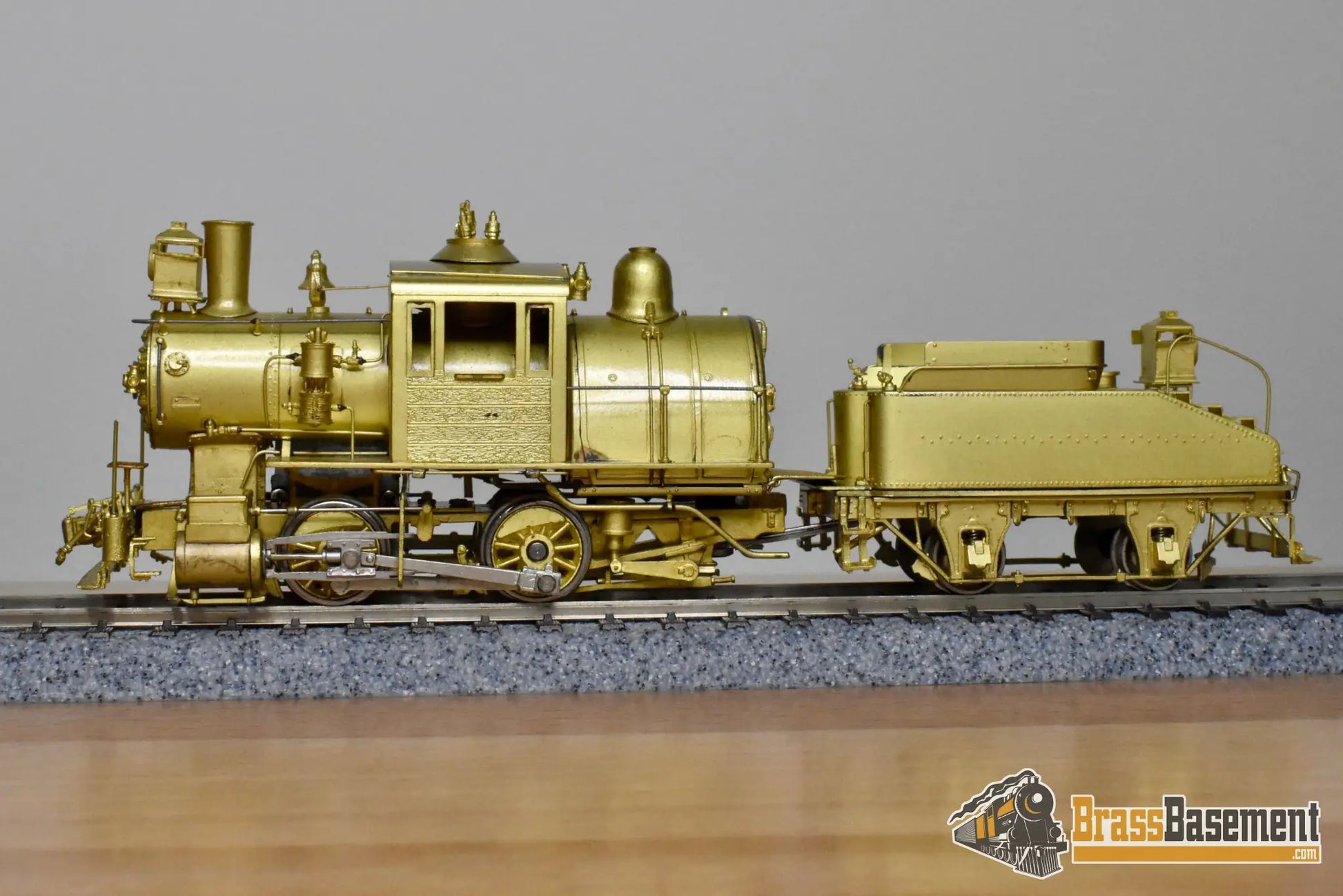 HO Brass - OMI 1511 Philadelphia & Reading P&R 0-4-0 CamelBack - Unpainted - NIB - Steam