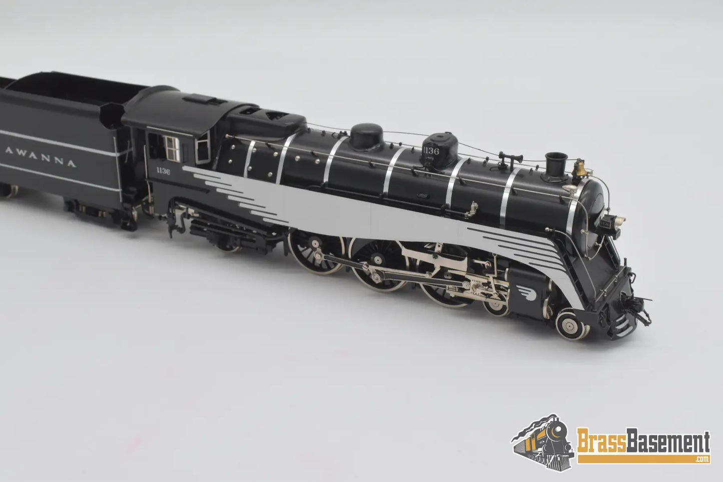 Ho Brass - Omi 1537.1 Dl&W Delaware Lackawanna & Western N-12A 4-6-2 Streamlined #1136 Black/Chrome
