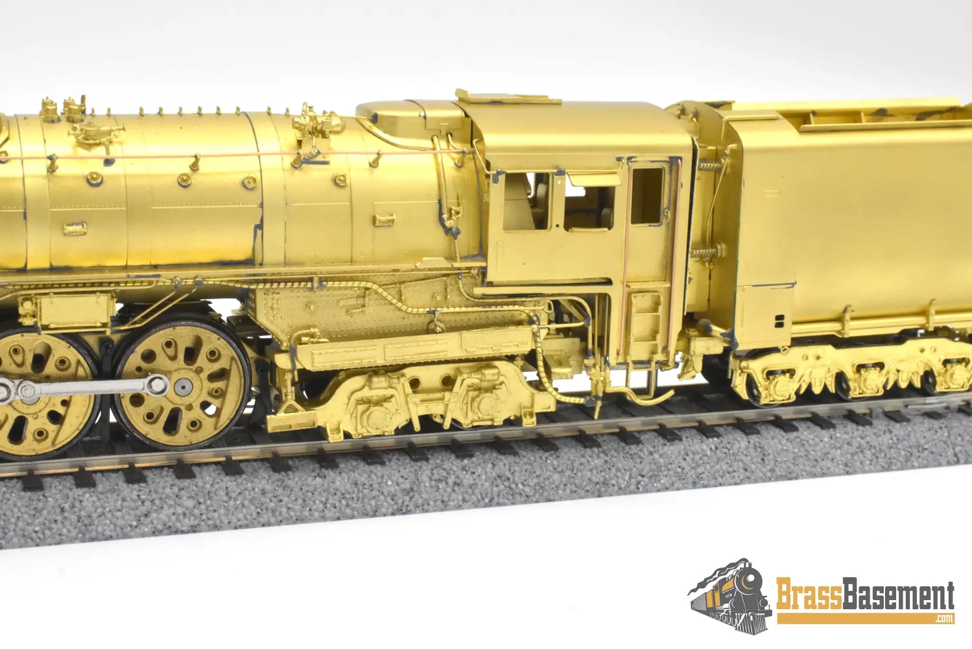 HO Brass - OMI 1577 Milwaukee Road ’S3’ 4-8-4 Northern Square Boiler Front Coal Tender - Unpainted Steam