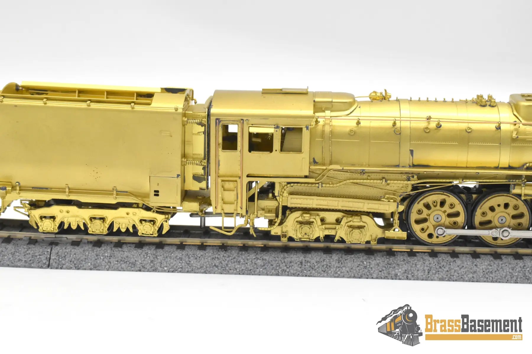 HO Brass - OMI 1577 Milwaukee Road ’S3’ 4-8-4 Northern Square Boiler Front Coal Tender - Unpainted Steam
