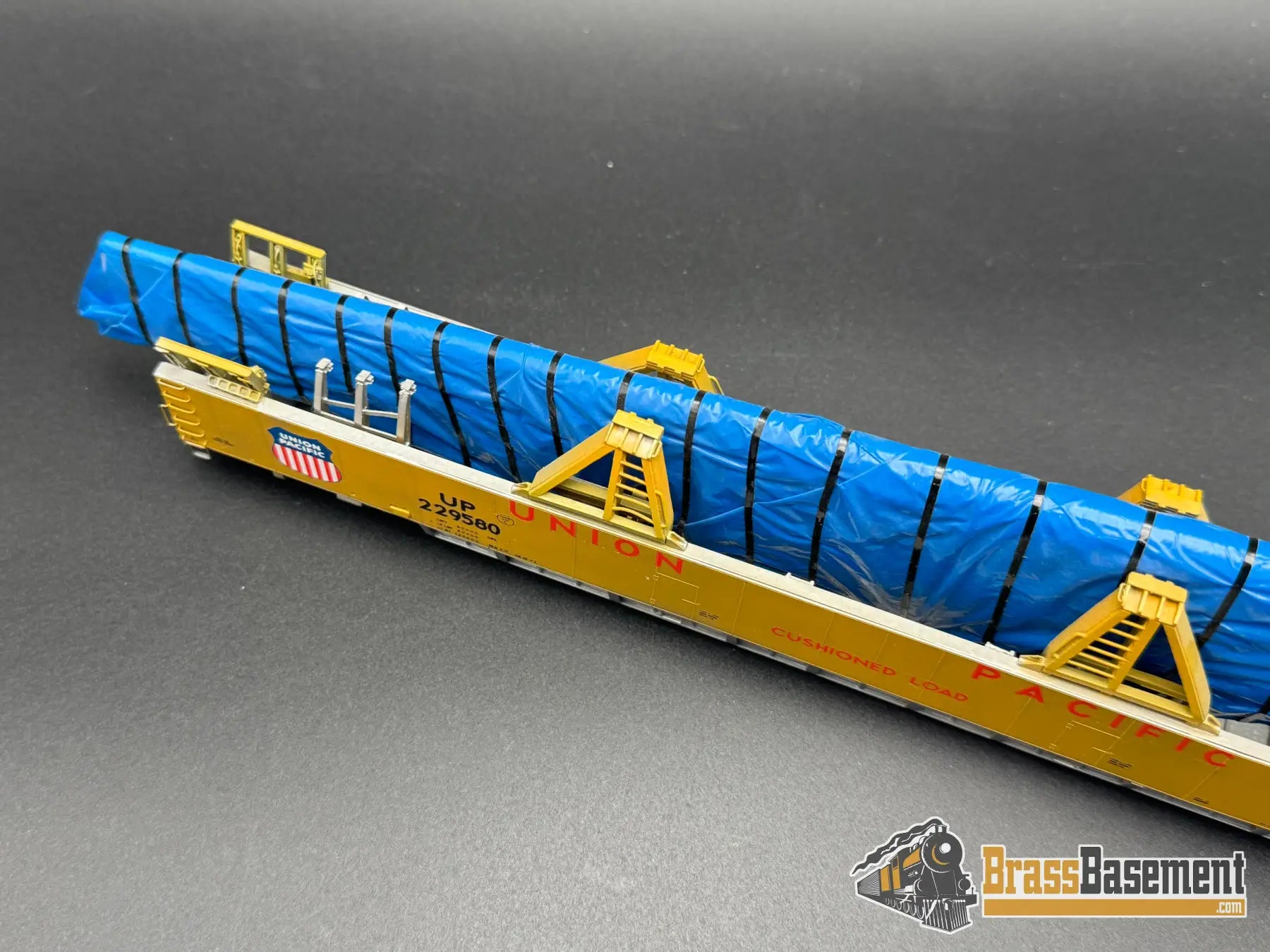 HO Brass - OMI 3005 Union Pacific UP DC-10 Wing Gondola Set w/ Idler Flat Car - Custom Paint Freight