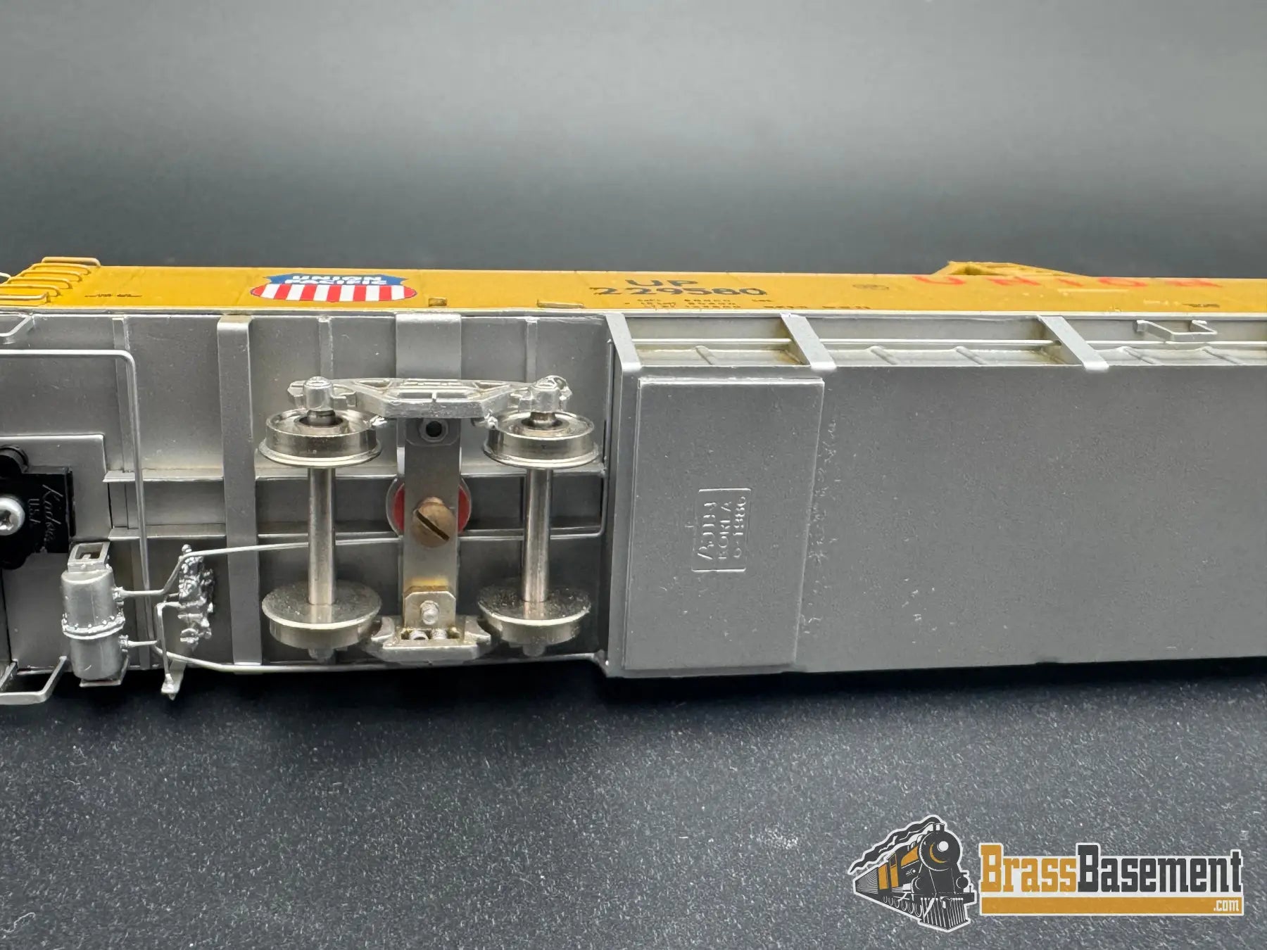 HO Brass - OMI 3005 Union Pacific UP DC-10 Wing Gondola Set w/ Idler Flat Car - Custom Paint Freight
