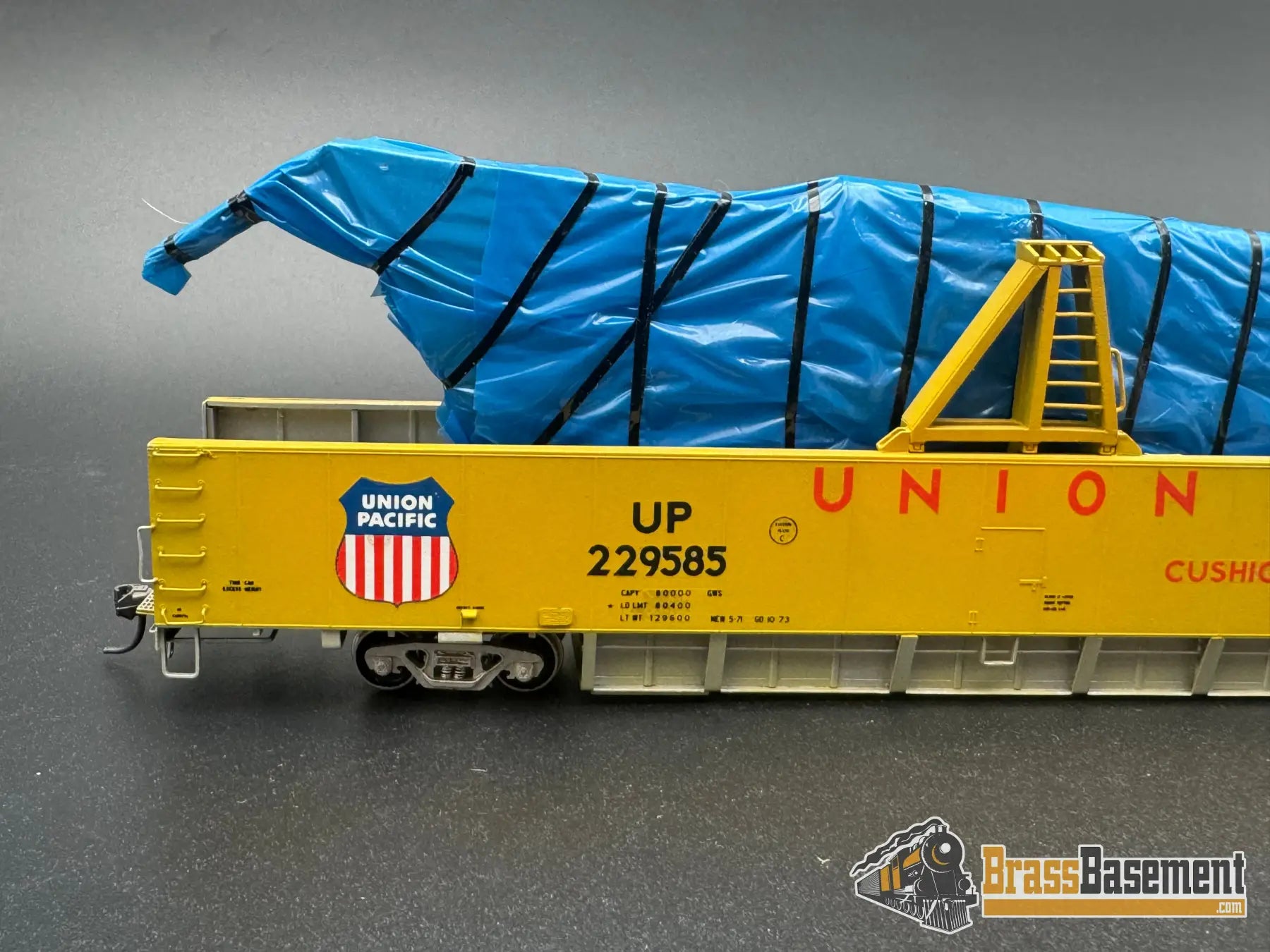 HO Brass - OMI 3005 Union Pacific UP DC-10 Wing Gondola Set w/ Idler Flat Car - Custom Paint Freight