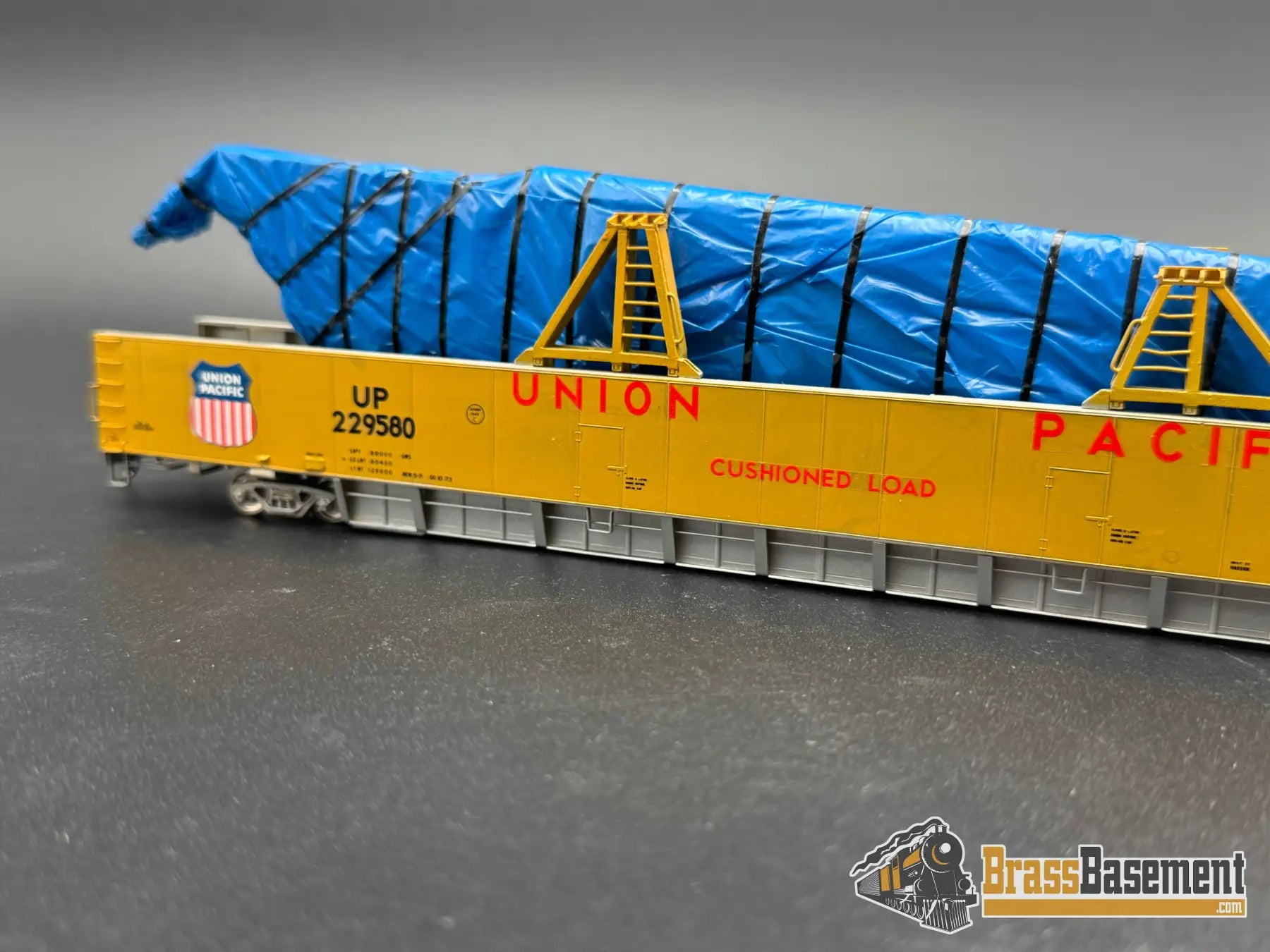 HO Brass - OMI 3005 Union Pacific UP DC-10 Wing Gondola Set w/ Idler Flat Car - Custom Paint Freight