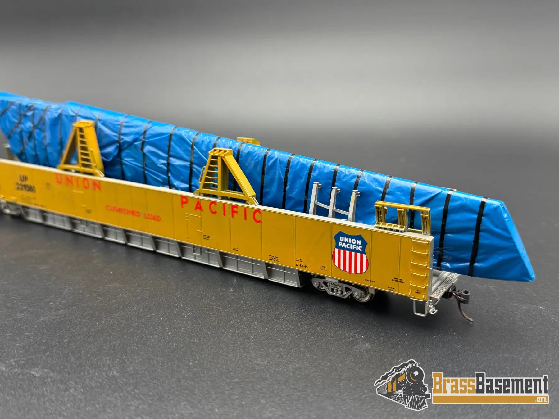 HO Brass - OMI 3005 Union Pacific UP DC-10 Wing Gondola Set w/ Idler Flat Car - Custom Paint Freight