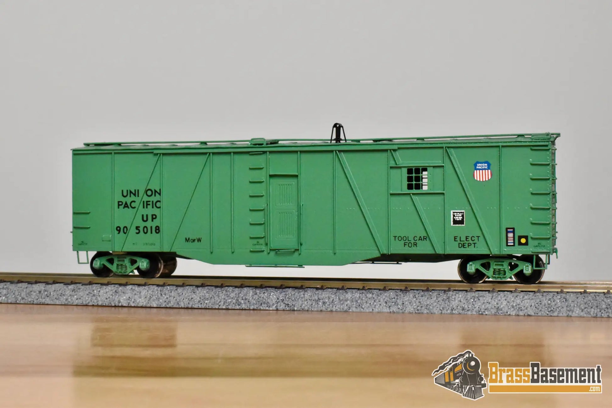 HO Brass – OMI 3008.1 – Union Pacific Tool Car #905018 – Green CPOMI - Brass Maintenance-of-Way Car