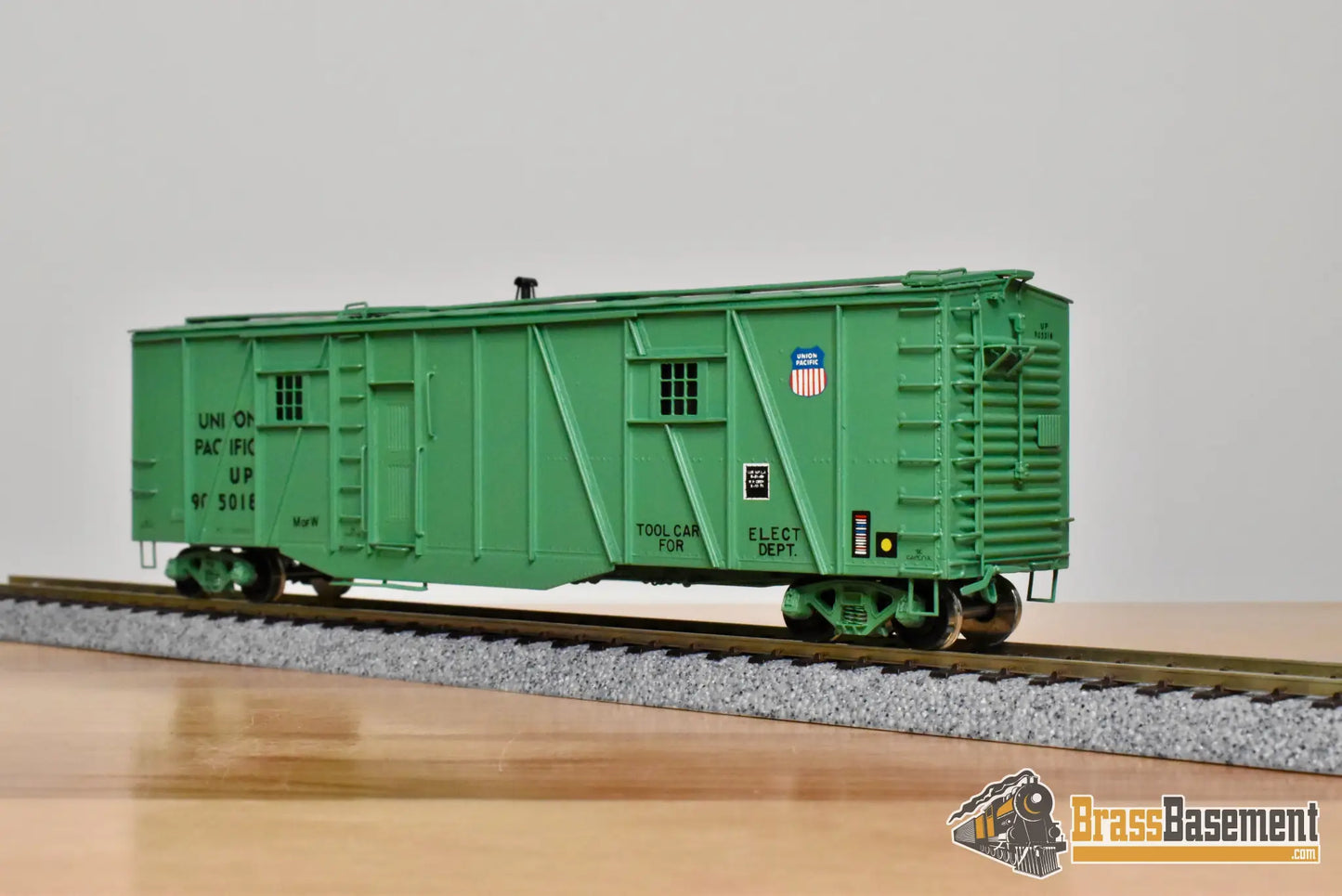HO Brass – OMI 3008.1 – Union Pacific Tool Car #905018 – Green CPOMI - Brass Maintenance-of-Way Car