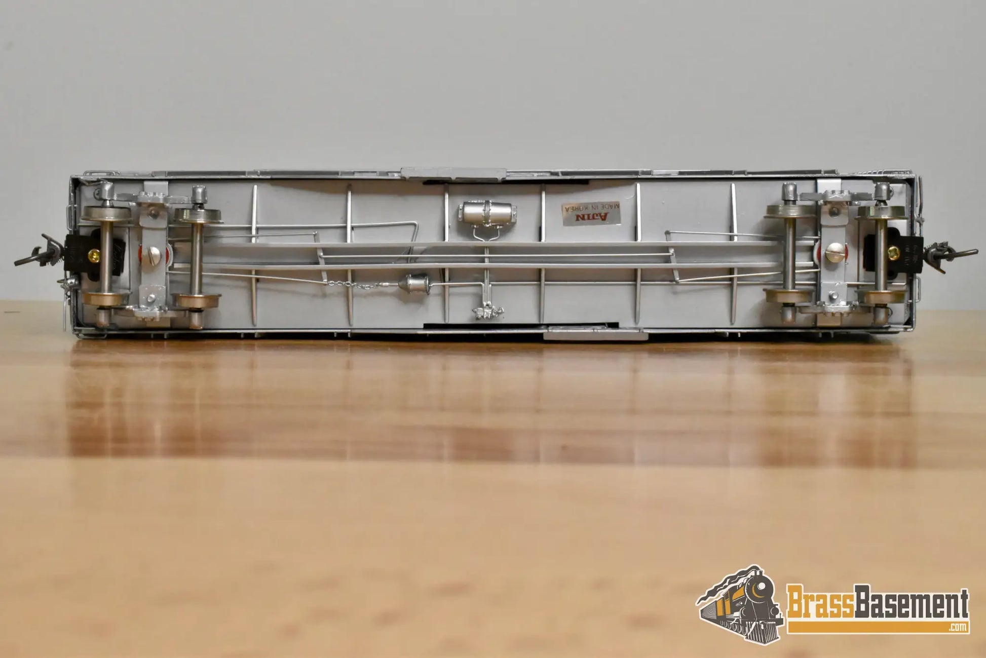 HO Brass – OMI 3008.2 – Union Pacific Tool Car #905014 – CPOMI Silver - Brass Maintenance-of-Way Car
