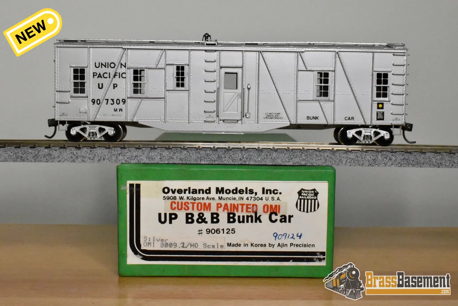 HO Brass – OMI 3009.1 – Union Pacific B&B Bunk Car #907309 – CPOMI Silver - Brass Maintenance-of-Way Car
