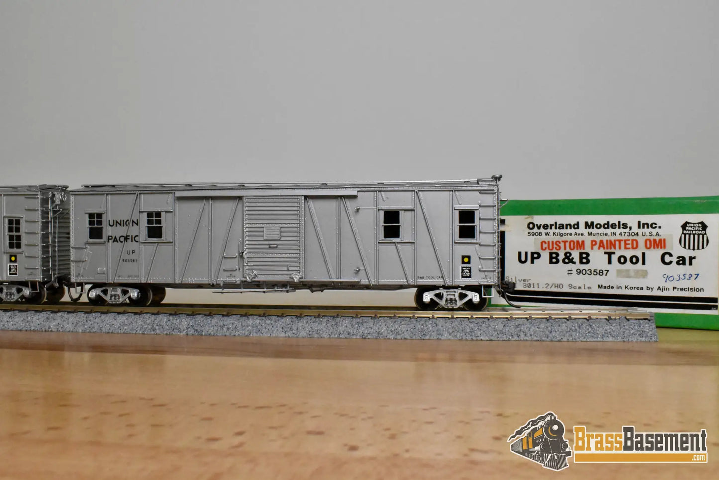 HO Brass – OMI 3011.2 – Union Pacific B&B Tool Car #903587 – CPOMI Silver - Brass Maintenance-of-Way Car