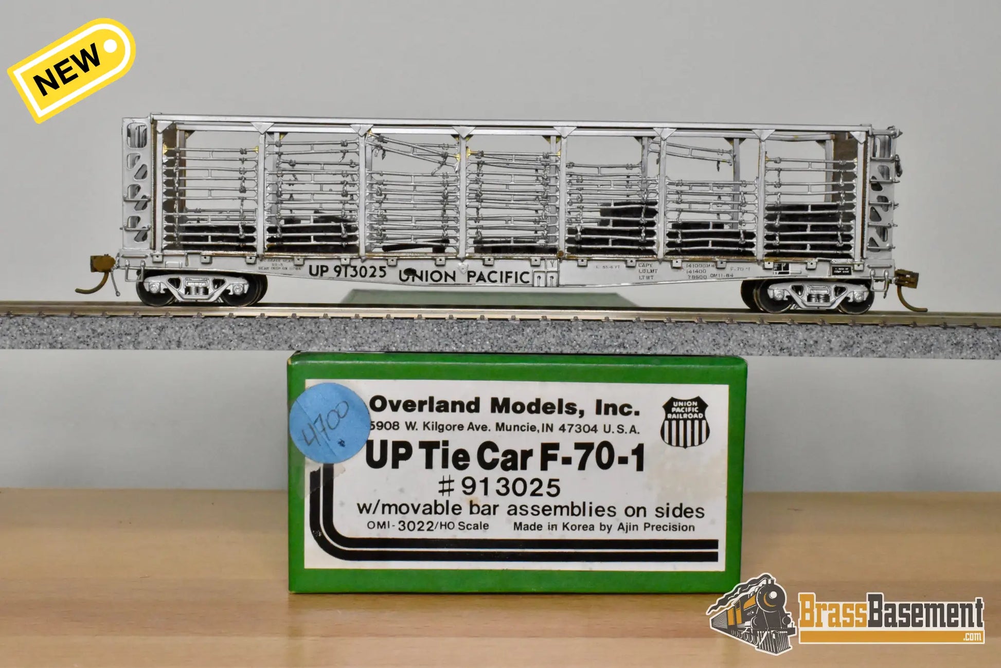 HO Brass – OMI 3022 – Union Pacific F-70-1 Tie Car #913025 – Custom Painted - Brass Maintenance-of-Way Car
