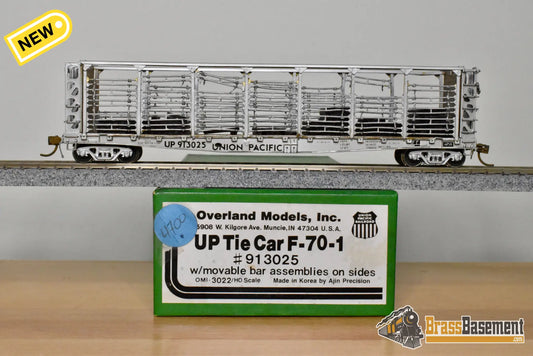 HO Brass – OMI 3022 – Union Pacific F-70-1 Tie Car #913025 – Custom Painted - Brass Maintenance-of-Way Car