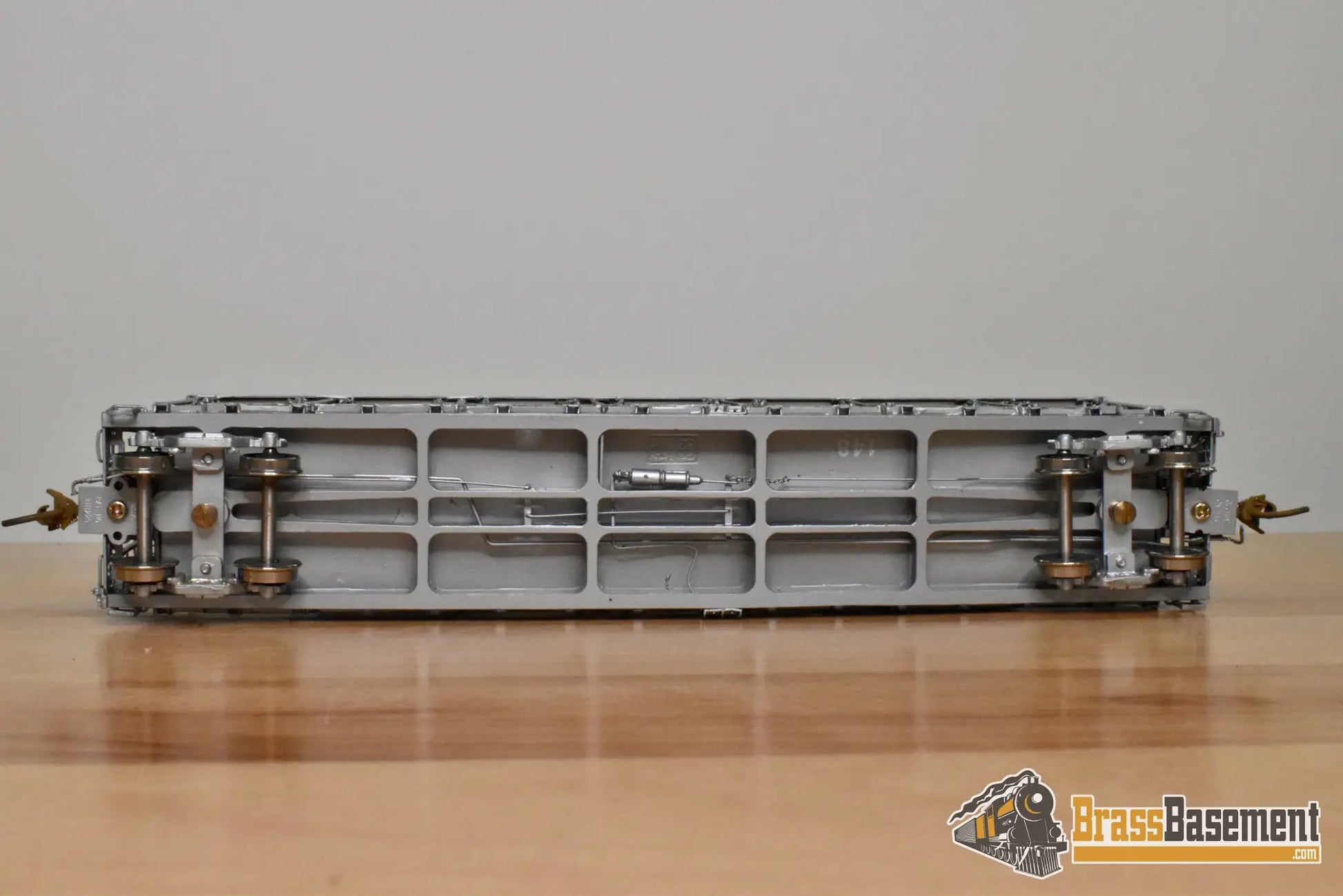 HO Brass – OMI 3022 – Union Pacific F-70-1 Tie Car #913025 – Custom Painted - Brass Maintenance-of-Way Car