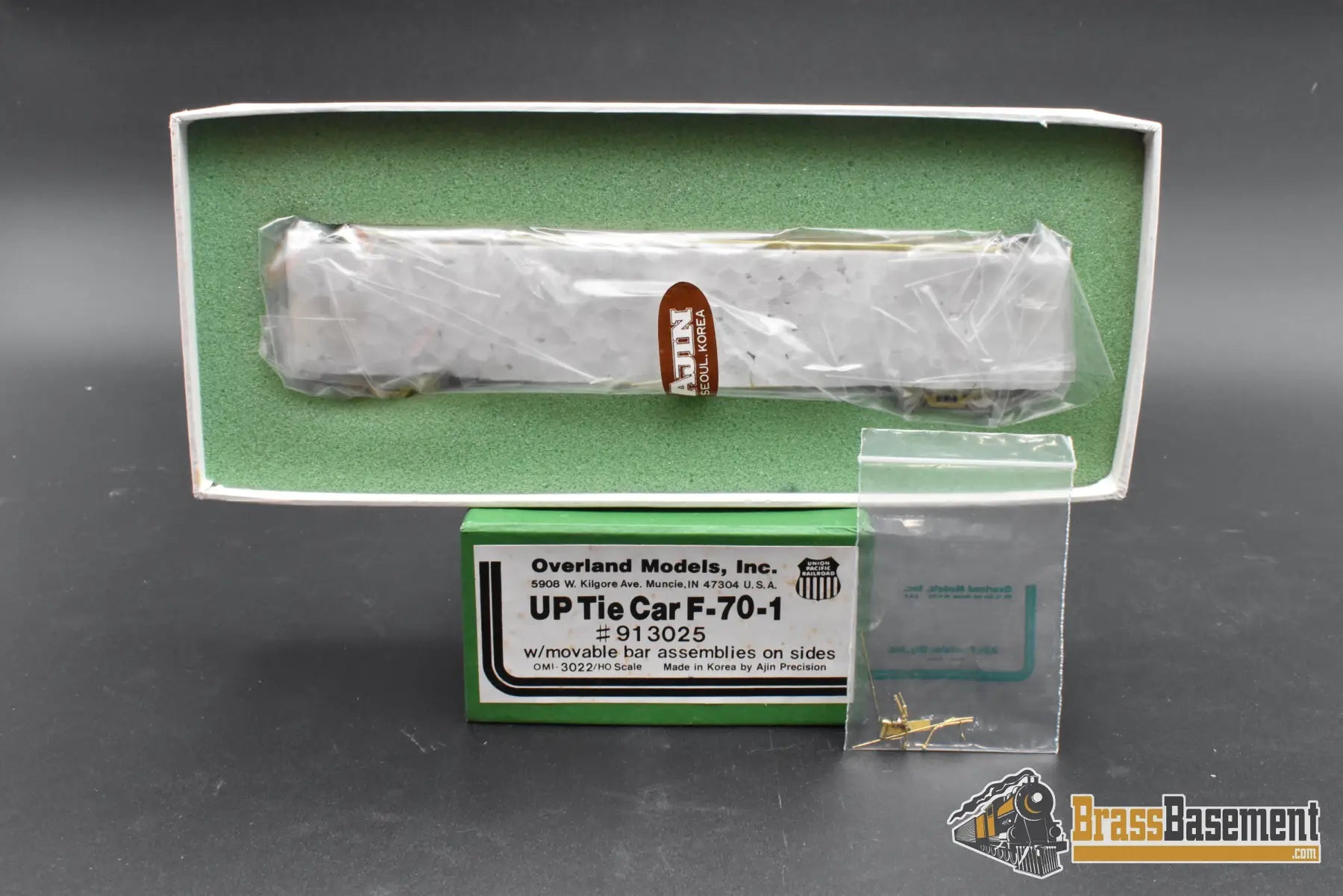 HO Brass – OMI 3022 UP Union Pacific Flat Car F-70-1 Unpainted – Ajin – Mint Freight