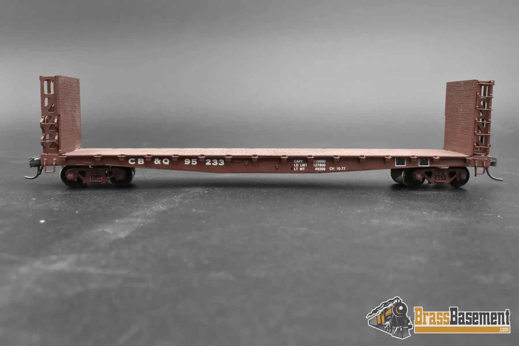 HO Brass – OMI 3023 UP Bulkhead Flat Car F-70-34 #259505 – CB&Q 95233 – Painted – Ajin – Mint Freight