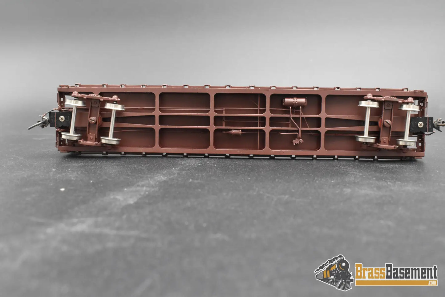 HO Brass – OMI 3023 UP Bulkhead Flat Car F-70-34 #259505 – CB&Q 95233 – Painted – Ajin – Mint Freight