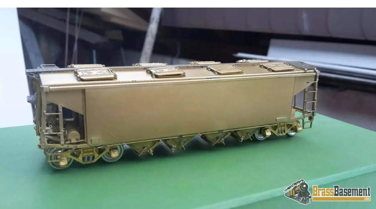 Ho Brass - Omi 3245 Atlantic Coast Line Phosphate And Sand Hopper W/ Operating Hatches Freight