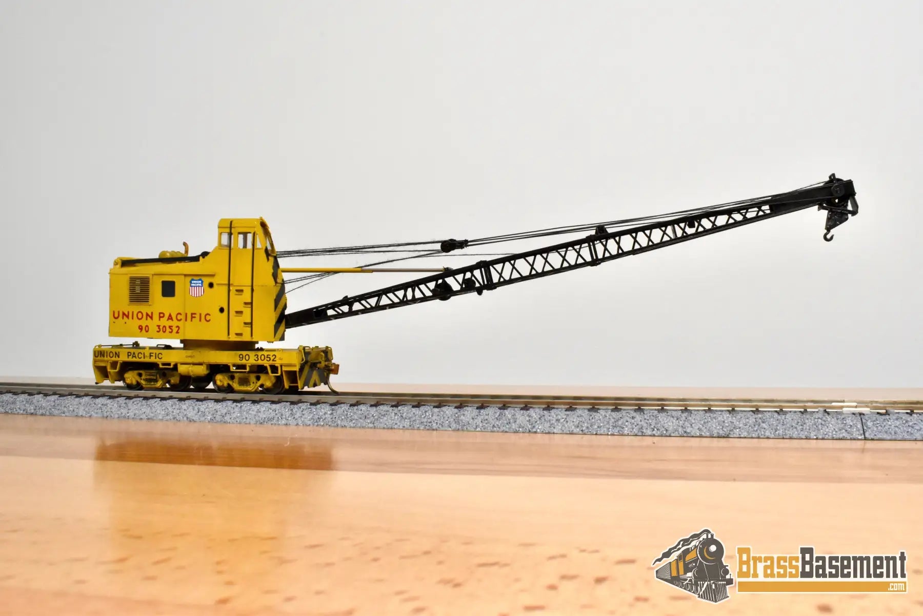 HO Brass - OMI 3294 Union Pacific UP Ohio Crane DE-300 #903052 Armor Yellow - C/P Freight