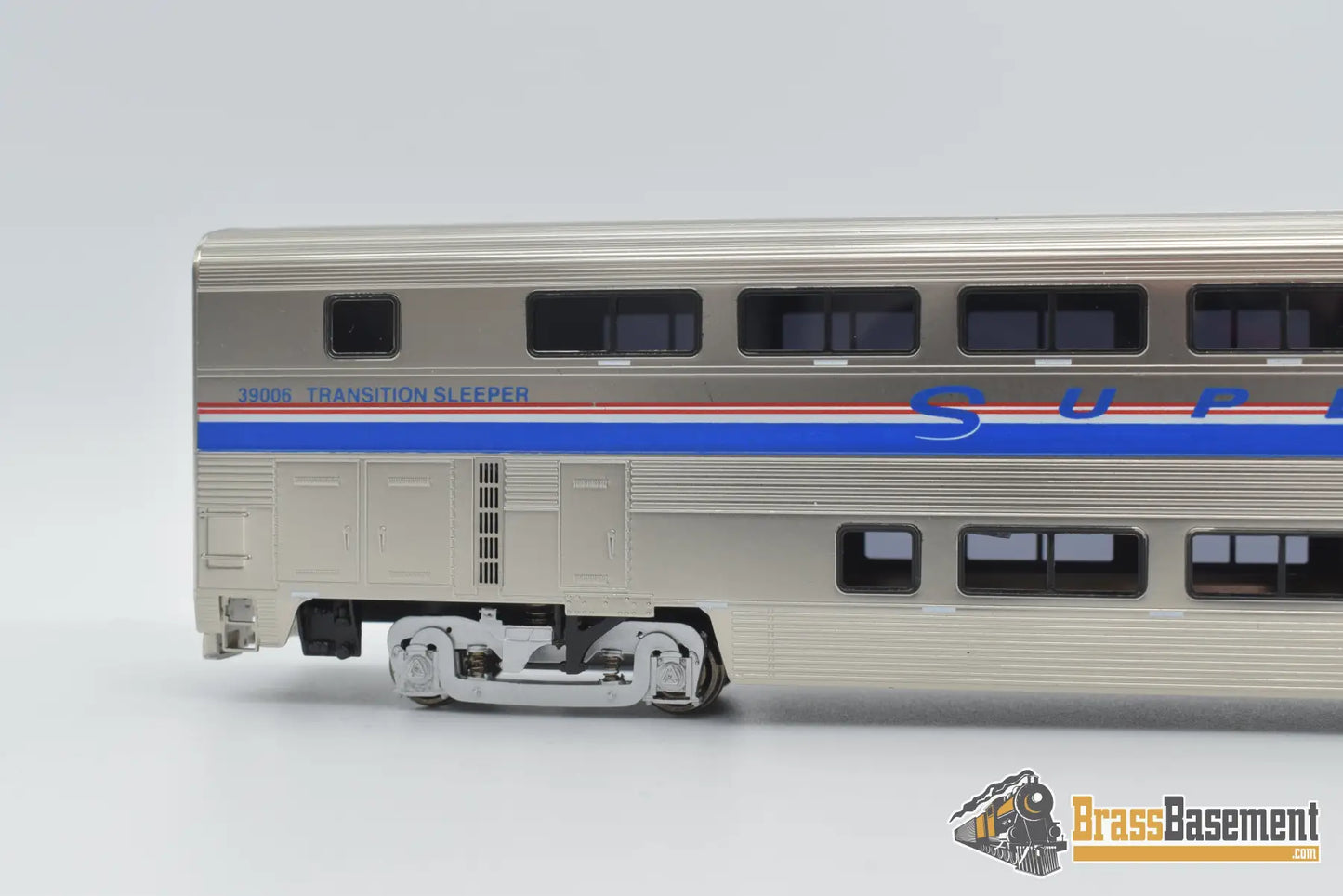 Ho Brass - Omi 3335.1 Amtrak Superliner Ii Transition Sleeper #39006 Factory Paint Passenger
