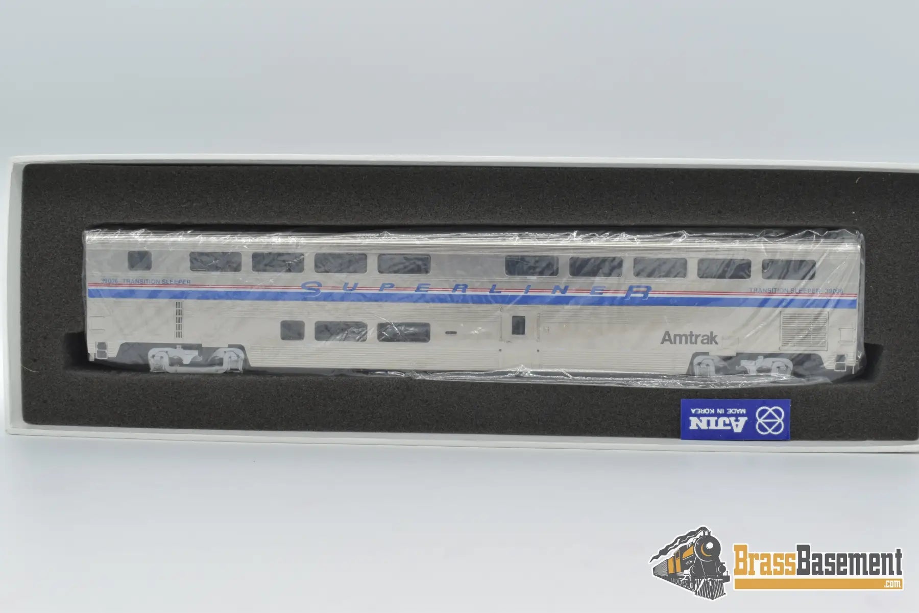 Ho Brass - Omi 3335.1 Amtrak Superliner Ii Transition Sleeper #39006 Factory Paint Passenger