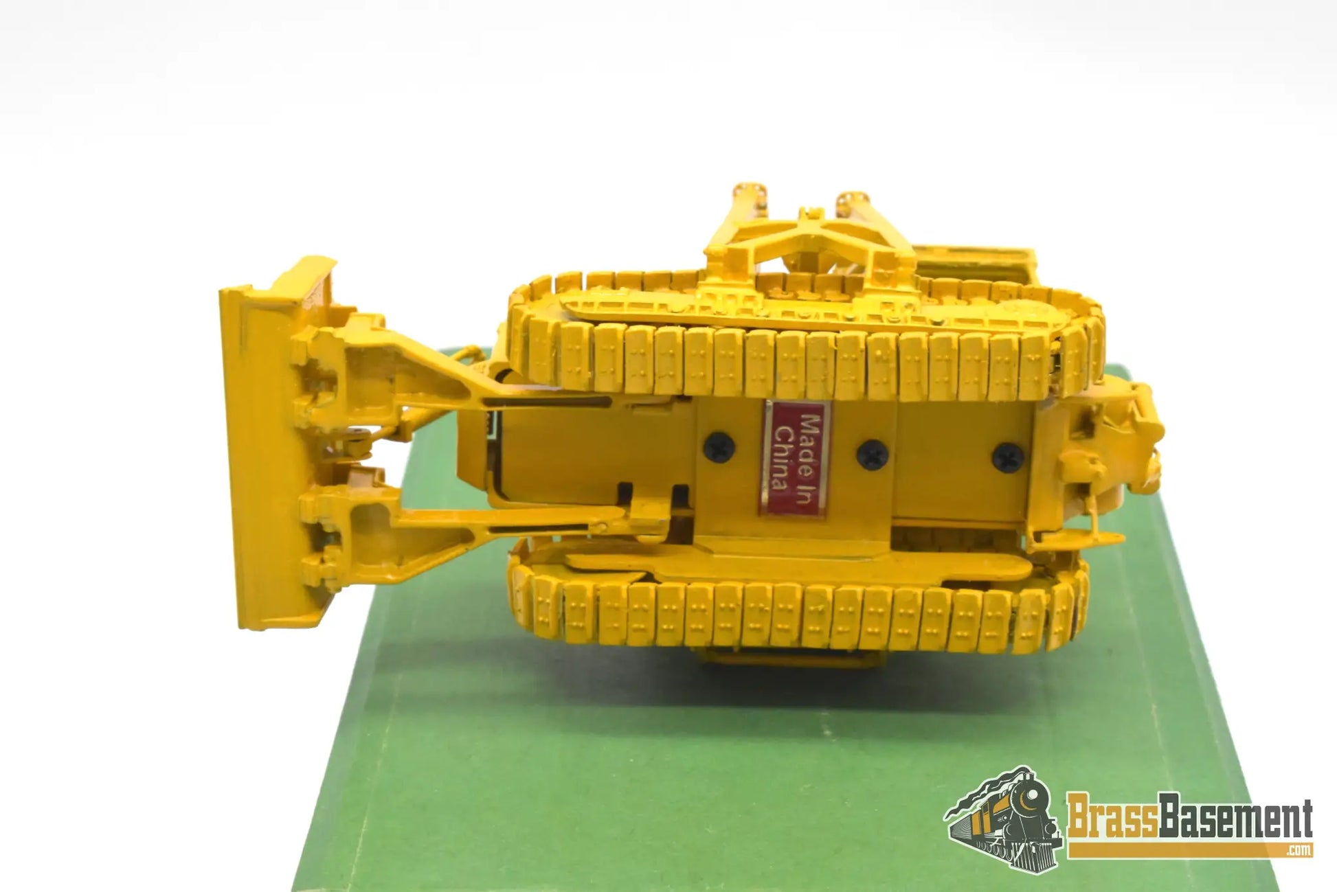 HO Brass - OMI 3377.1 Bulldozer w/ Side Boom - FP Yellow