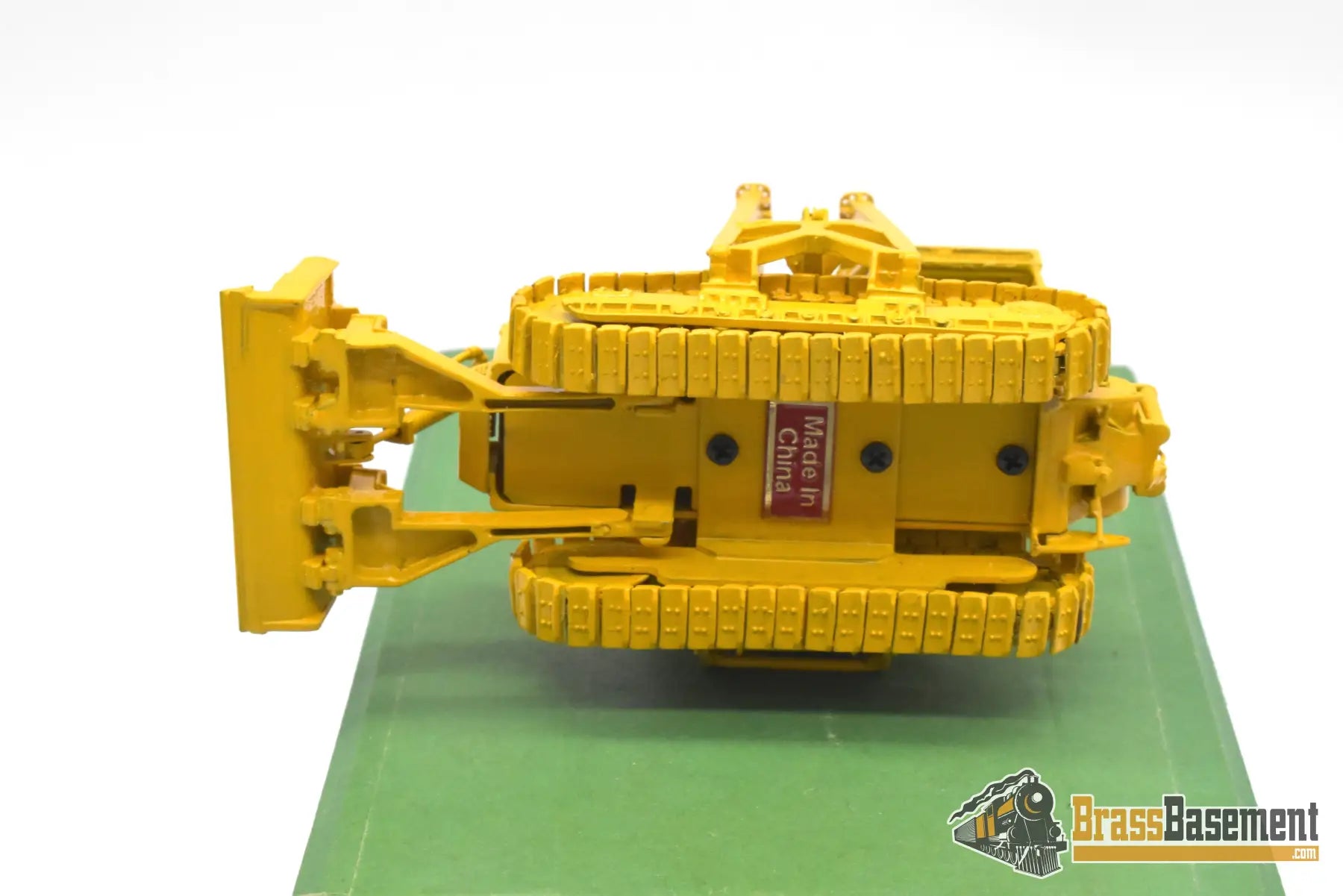 HO Brass - OMI 3377.1 Bulldozer w/ Side Boom - FP Yellow