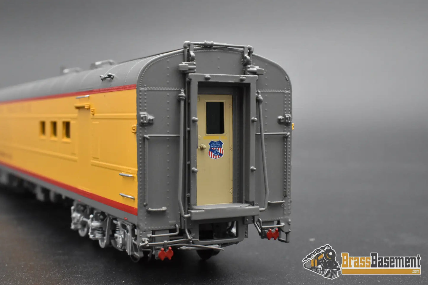 HO Brass – Overland Models UP ‘Sherman Hill’ Car – F/P – Mint HO Brass Passenger Car