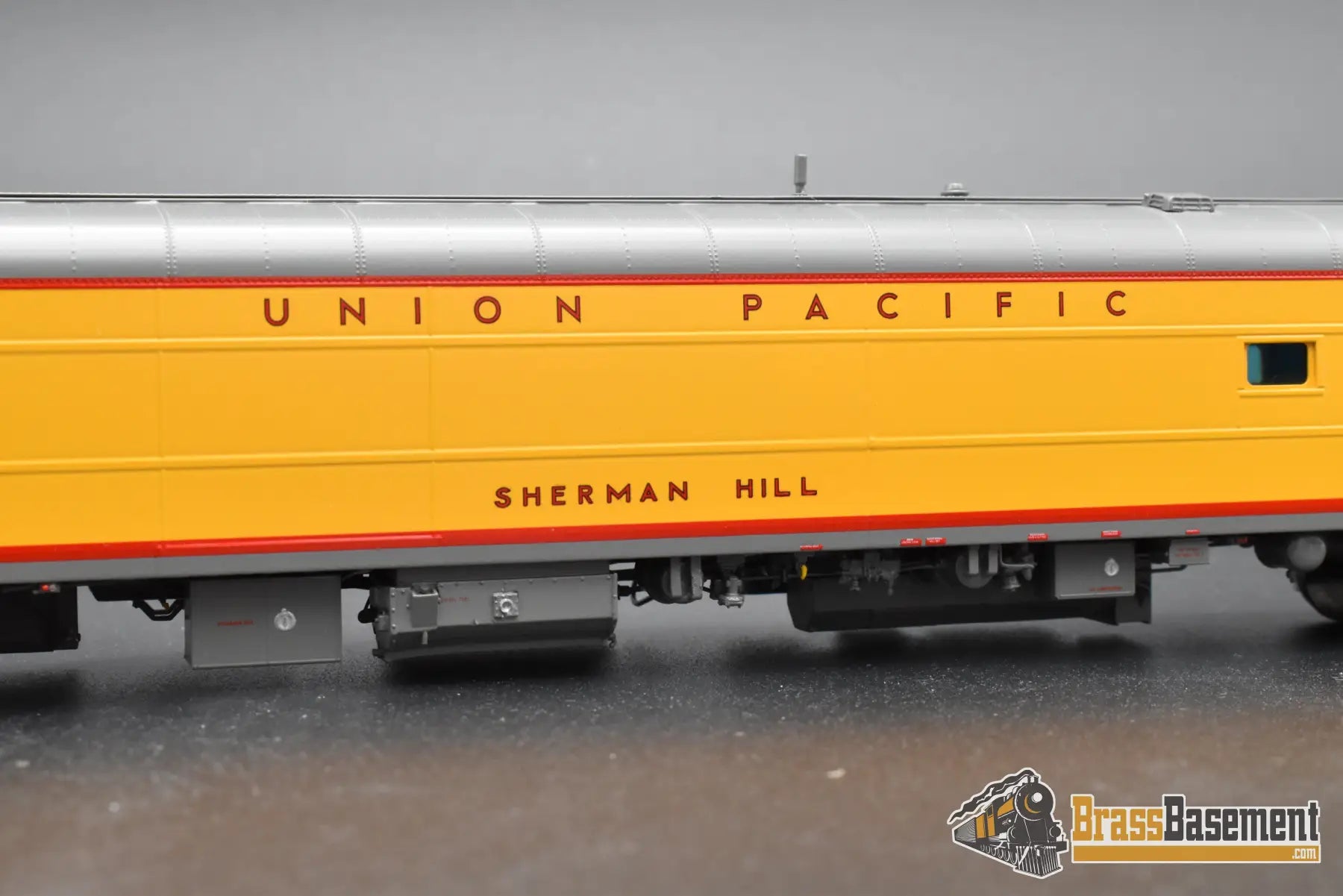 HO Brass – Overland Models UP ‘Sherman Hill’ Car – F/P – Mint HO Brass Passenger Car