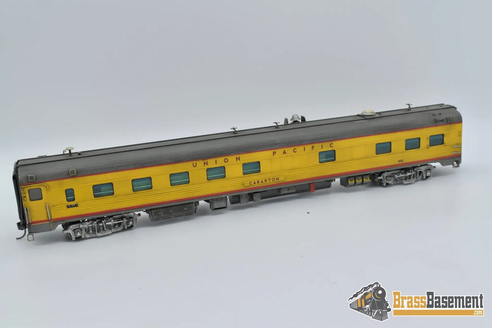 Ho Brass - Omi 3406.1 Union Pacific ‘Cabarton’ Staff Car F/P Tastefully Weathered Passenger