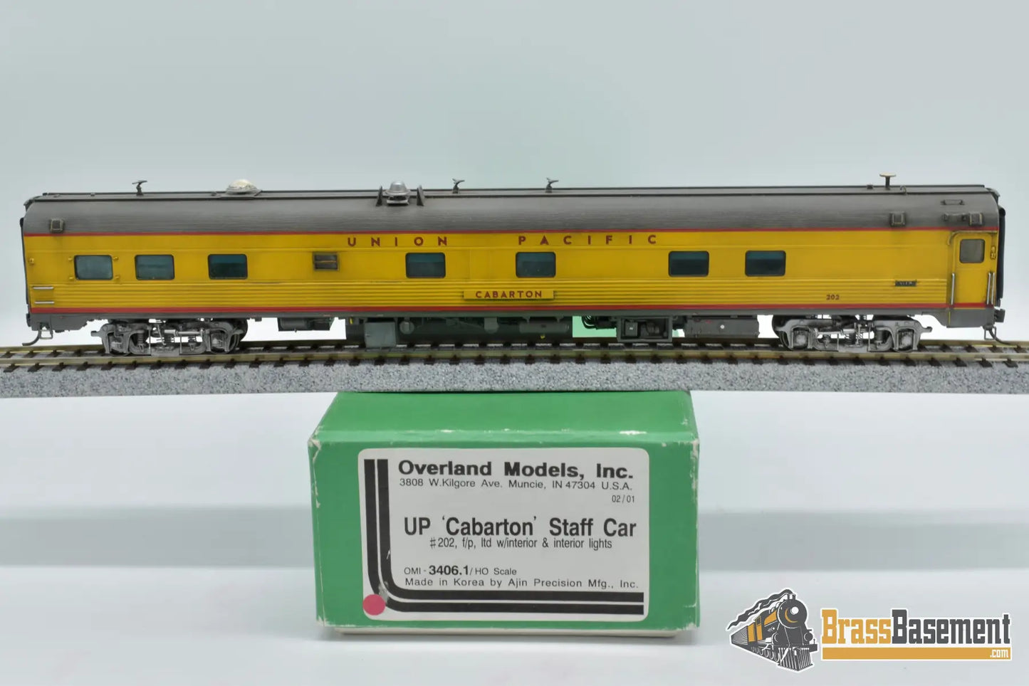 Ho Brass - Omi 3406.1 Union Pacific ‘Cabarton’ Staff Car F/P Tastefully Weathered Passenger