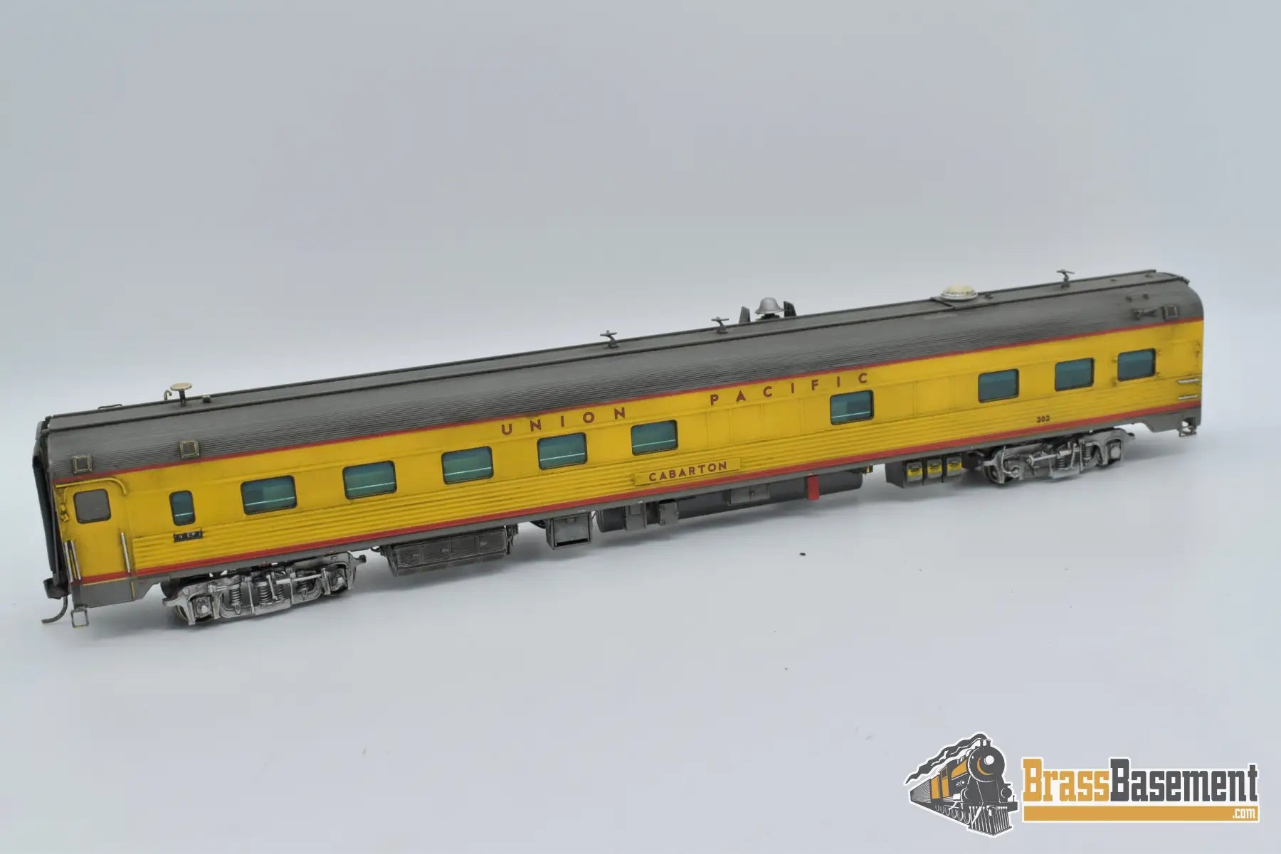 Ho Brass - Omi 3406.1 Union Pacific ‘Cabarton’ Staff Car F/P Tastefully Weathered Passenger