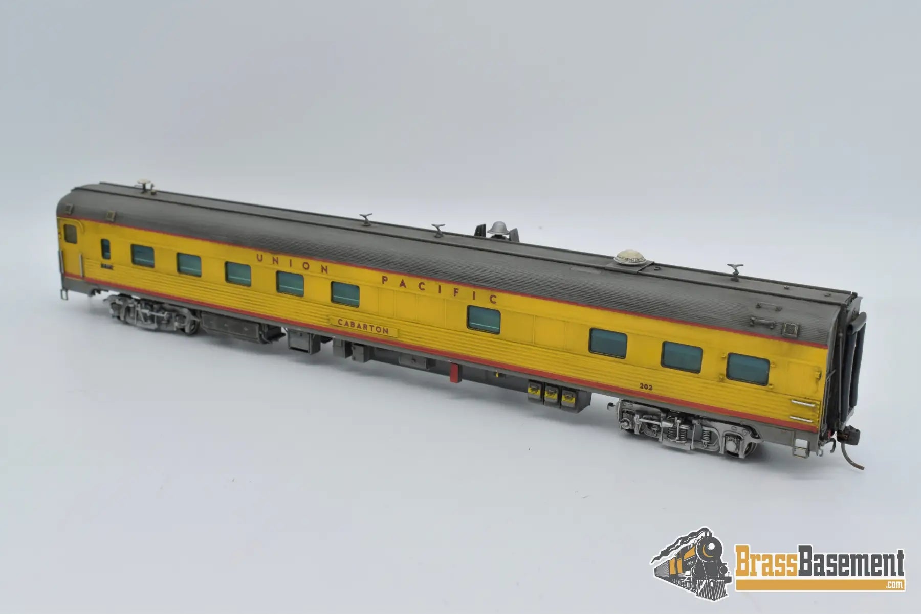 Ho Brass - Omi 3406.1 Union Pacific ‘Cabarton’ Staff Car F/P Tastefully Weathered Passenger