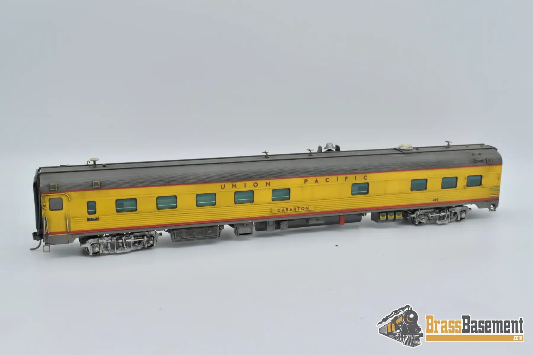 Ho Brass - Omi 3406.1 Union Pacific ‘Cabarton’ Staff Car F/P Tastefully Weathered Passenger