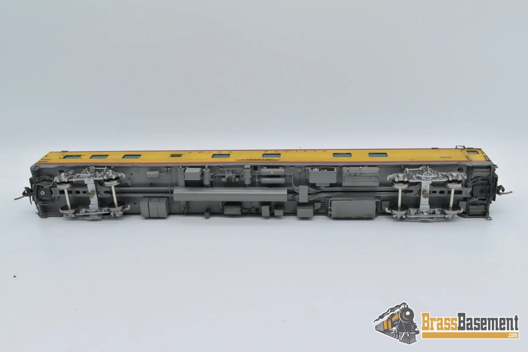 Ho Brass - Omi 3406.1 Union Pacific ‘Cabarton’ Staff Car F/P Tastefully Weathered Passenger